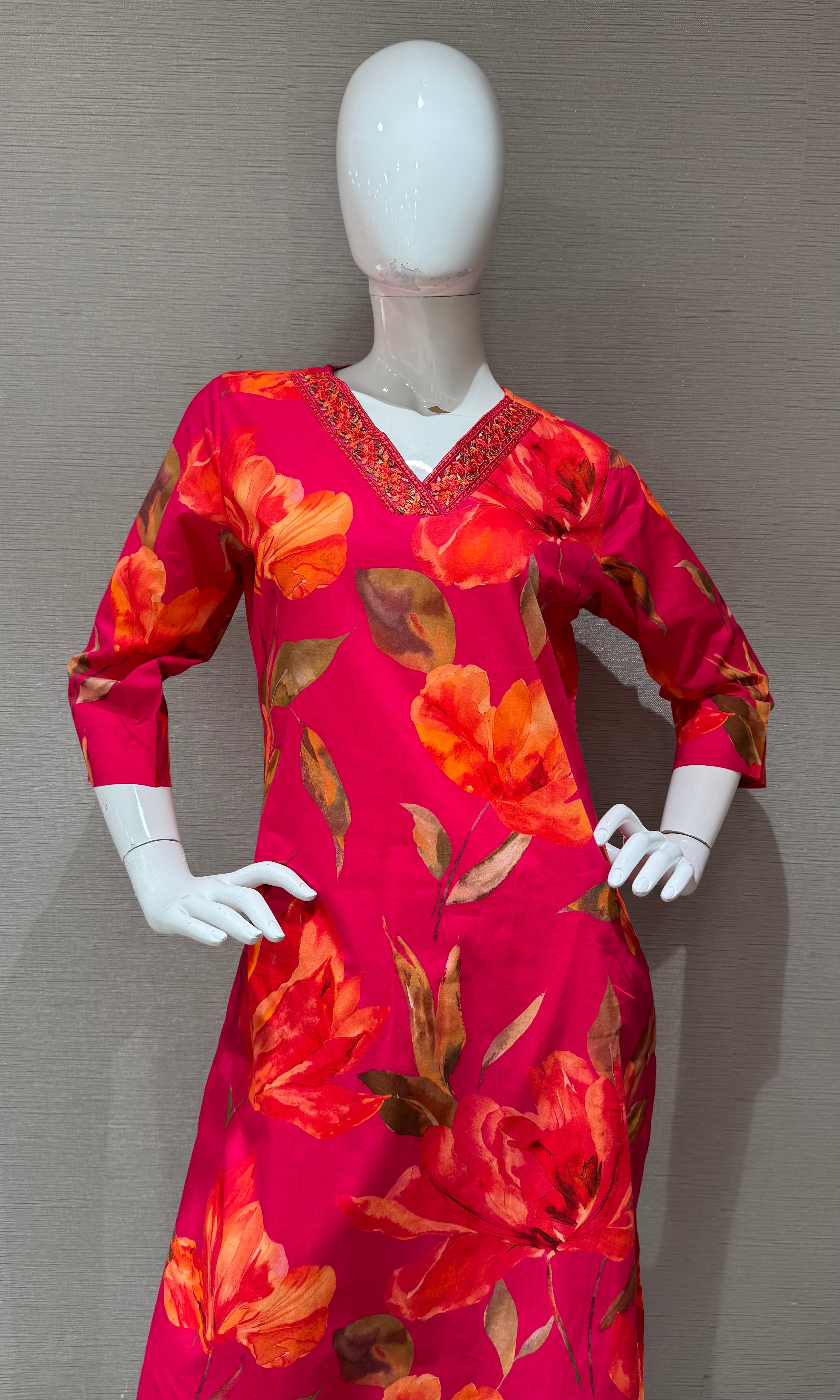 Rani pink Abstract Floral Straight Kurta Set
