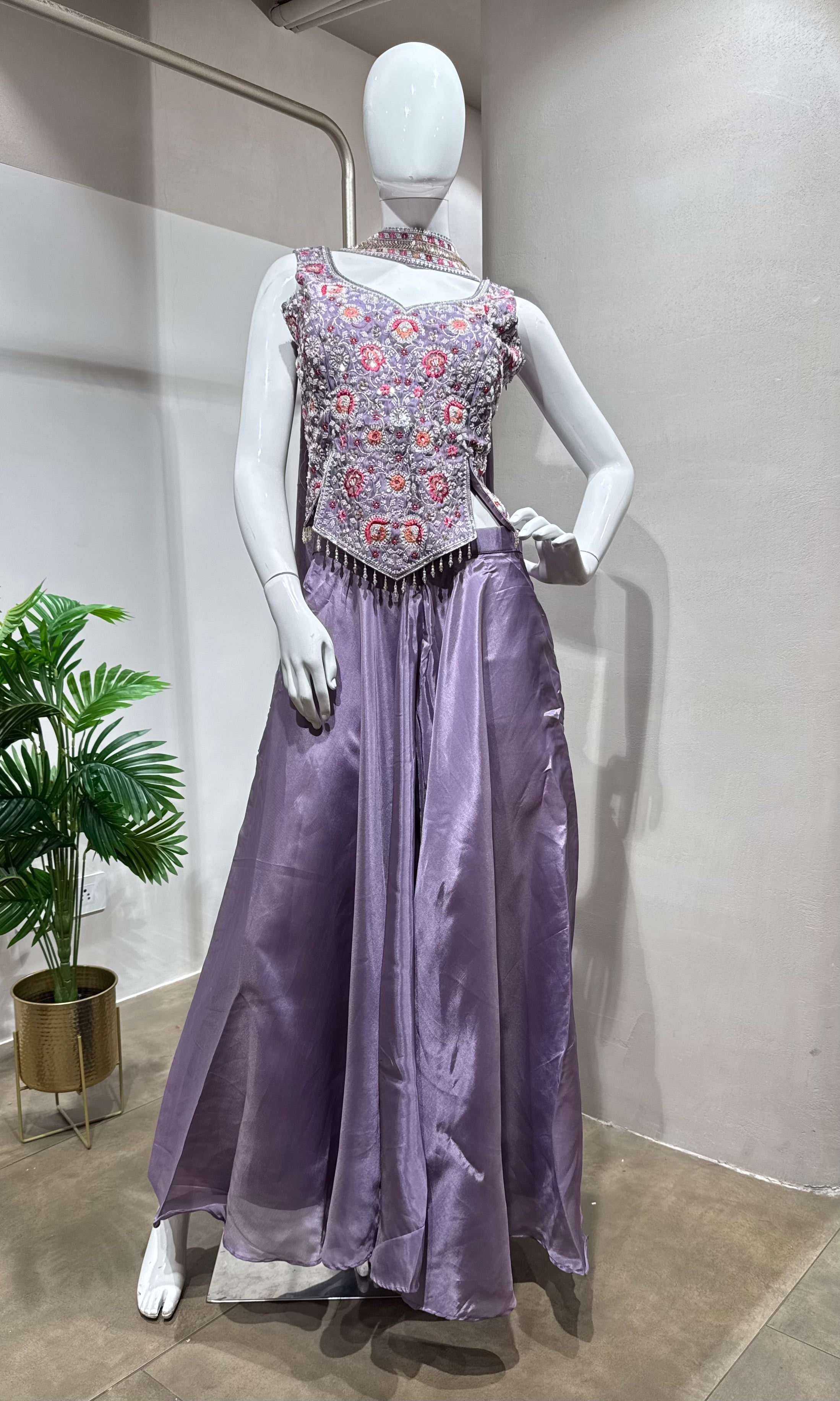 Lavender embroidered crop top set with flared palazzo