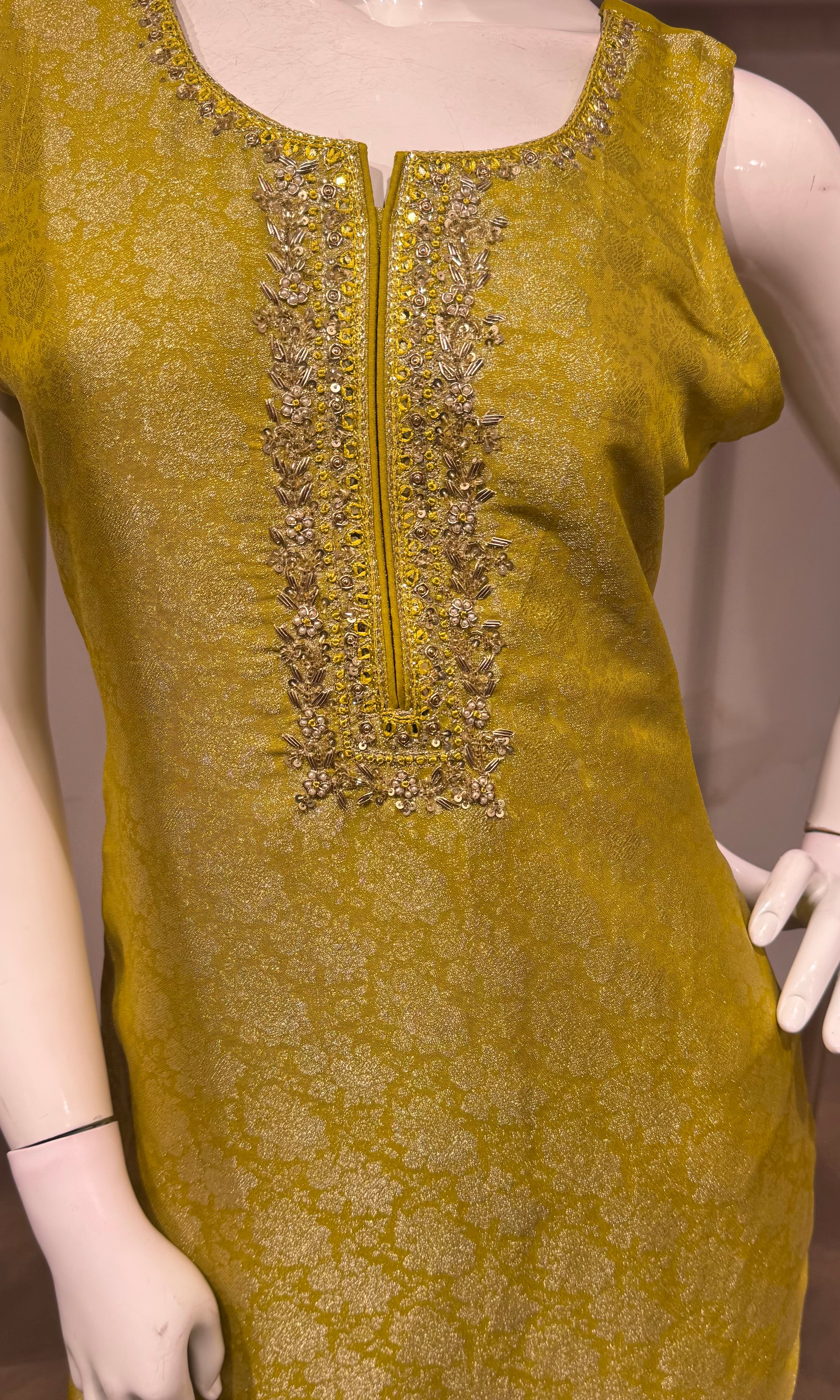 GREEN Embroidered Kurti Set with Dupatta