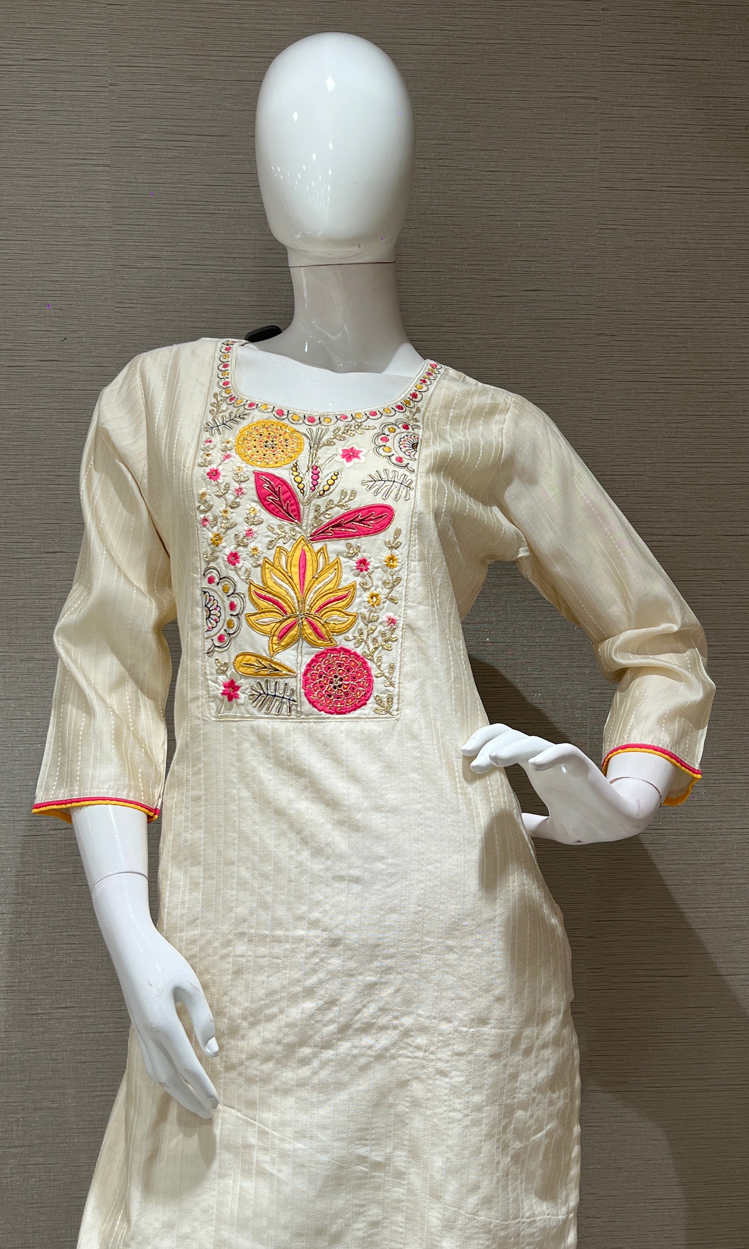 Cream Floral Embroidery kurta set