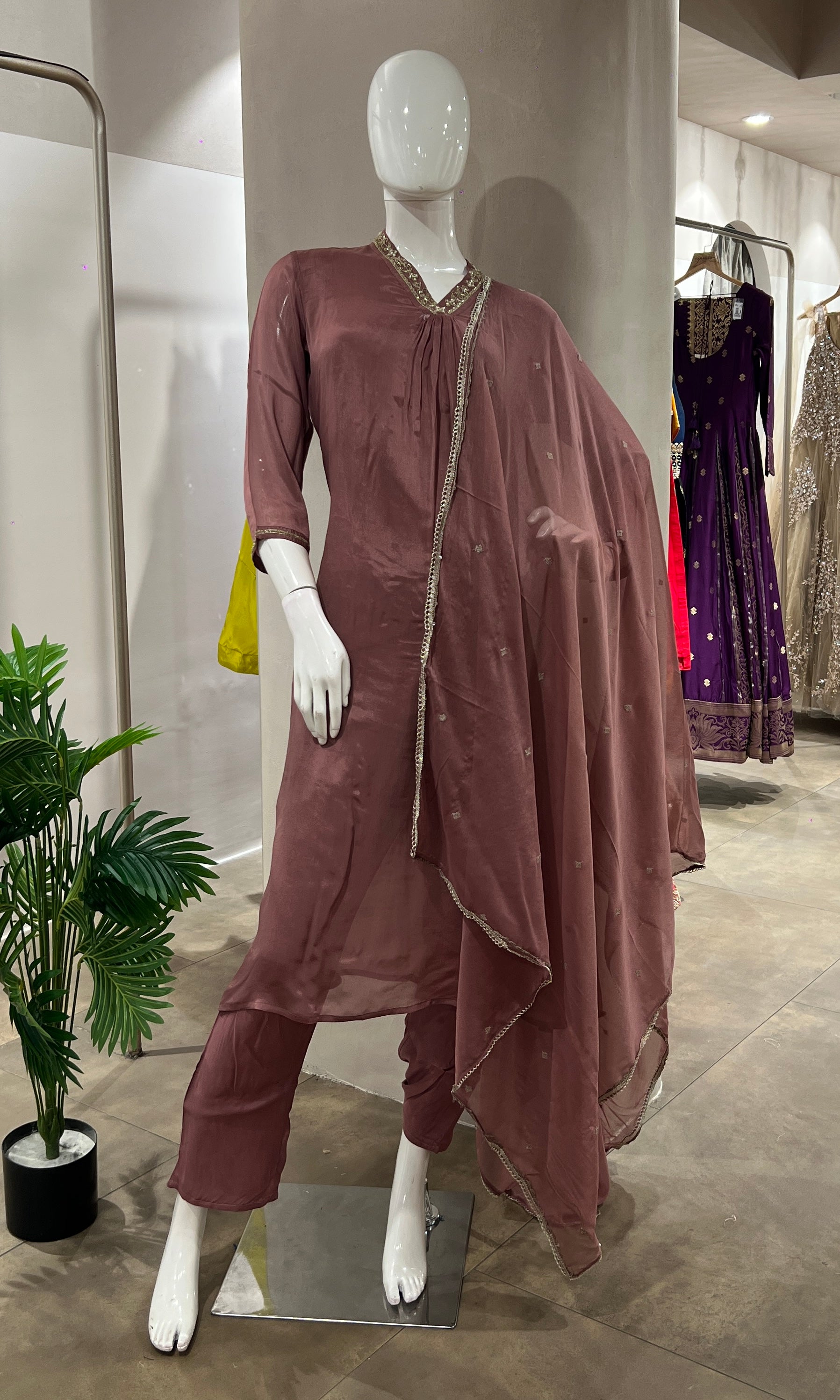 PEACH ETHNIC V NECK KURTA SET