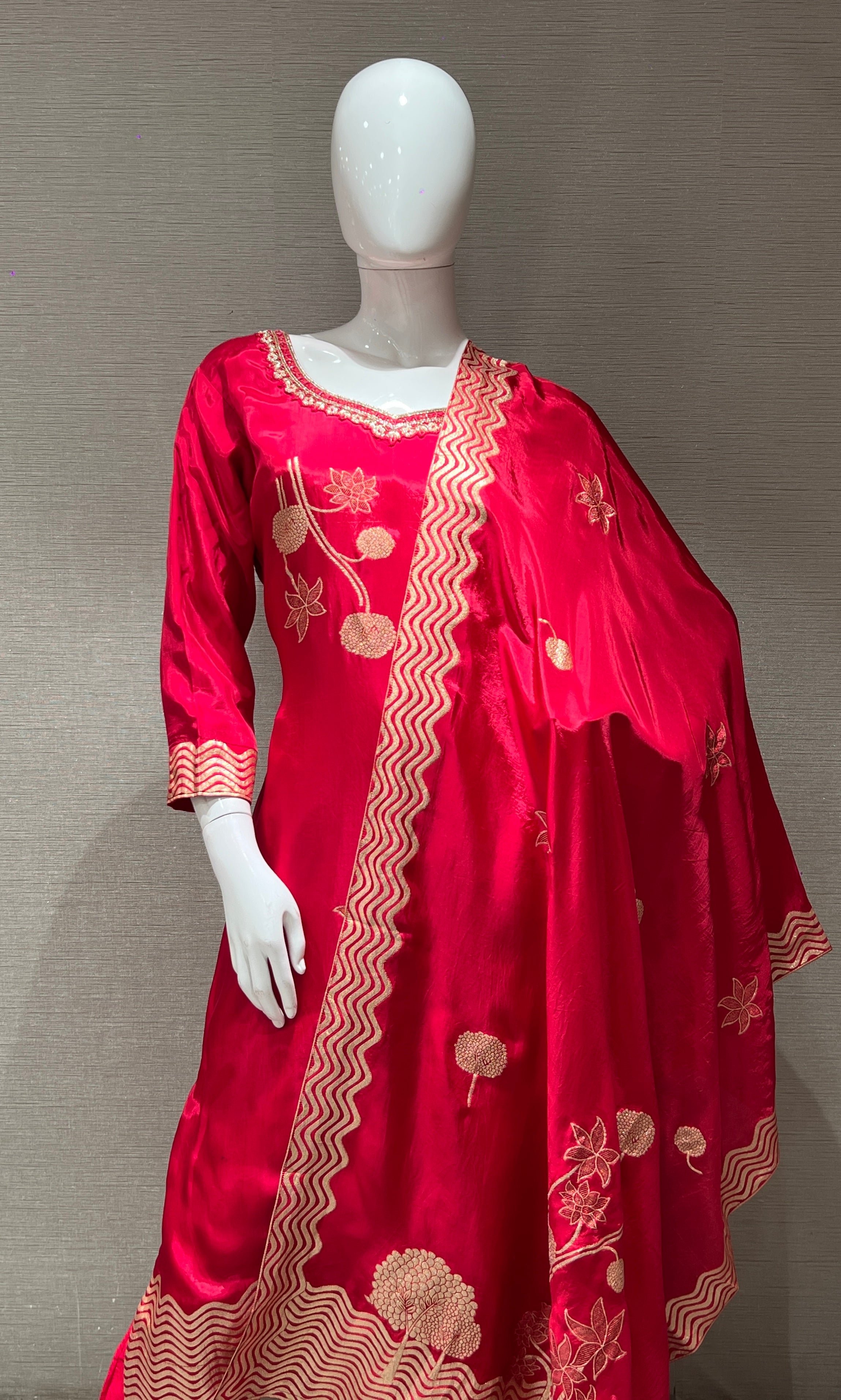 RANI PINK Golden Embroidered KURTA SET