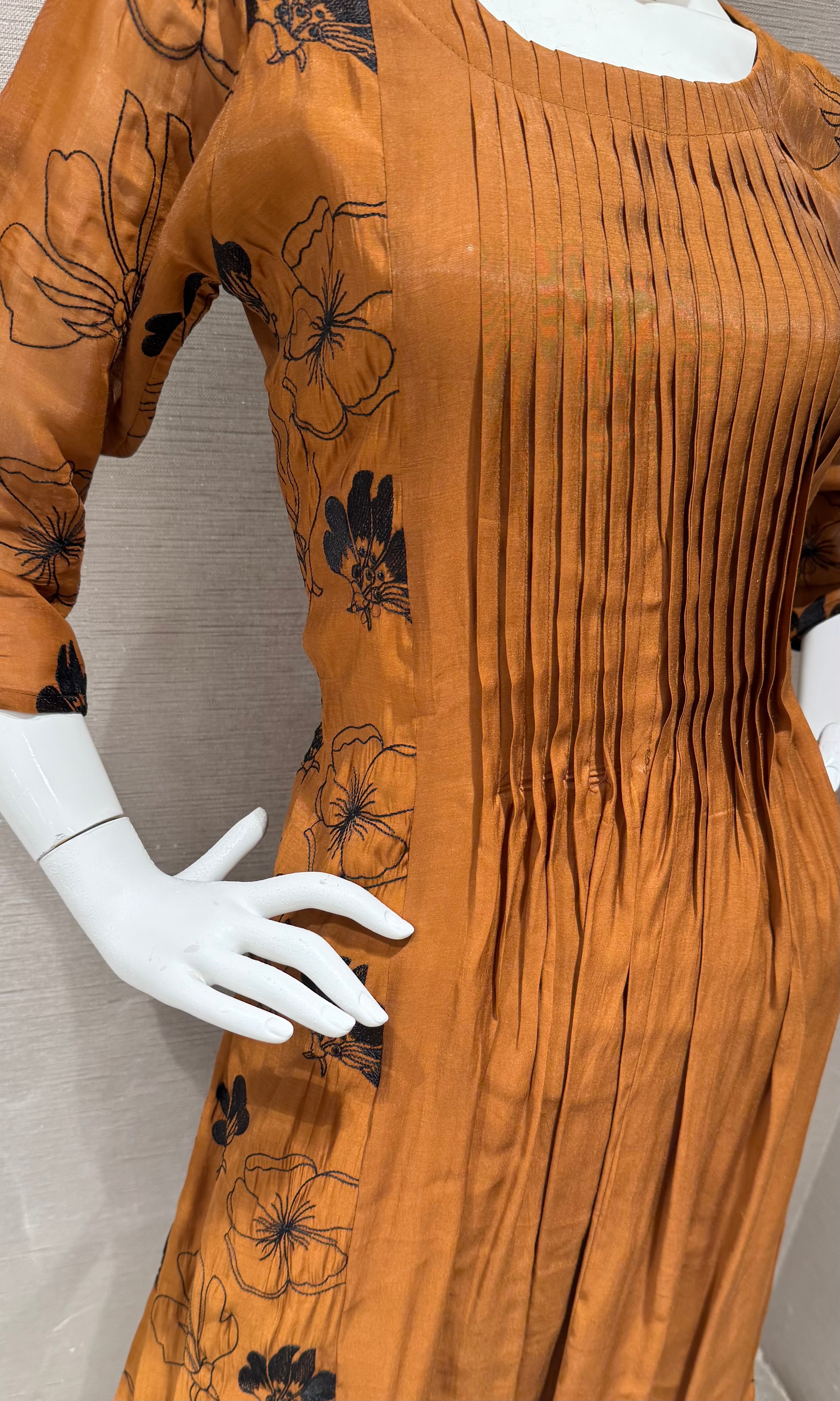 Carmel Floral Mul chanderi Kurta Set
