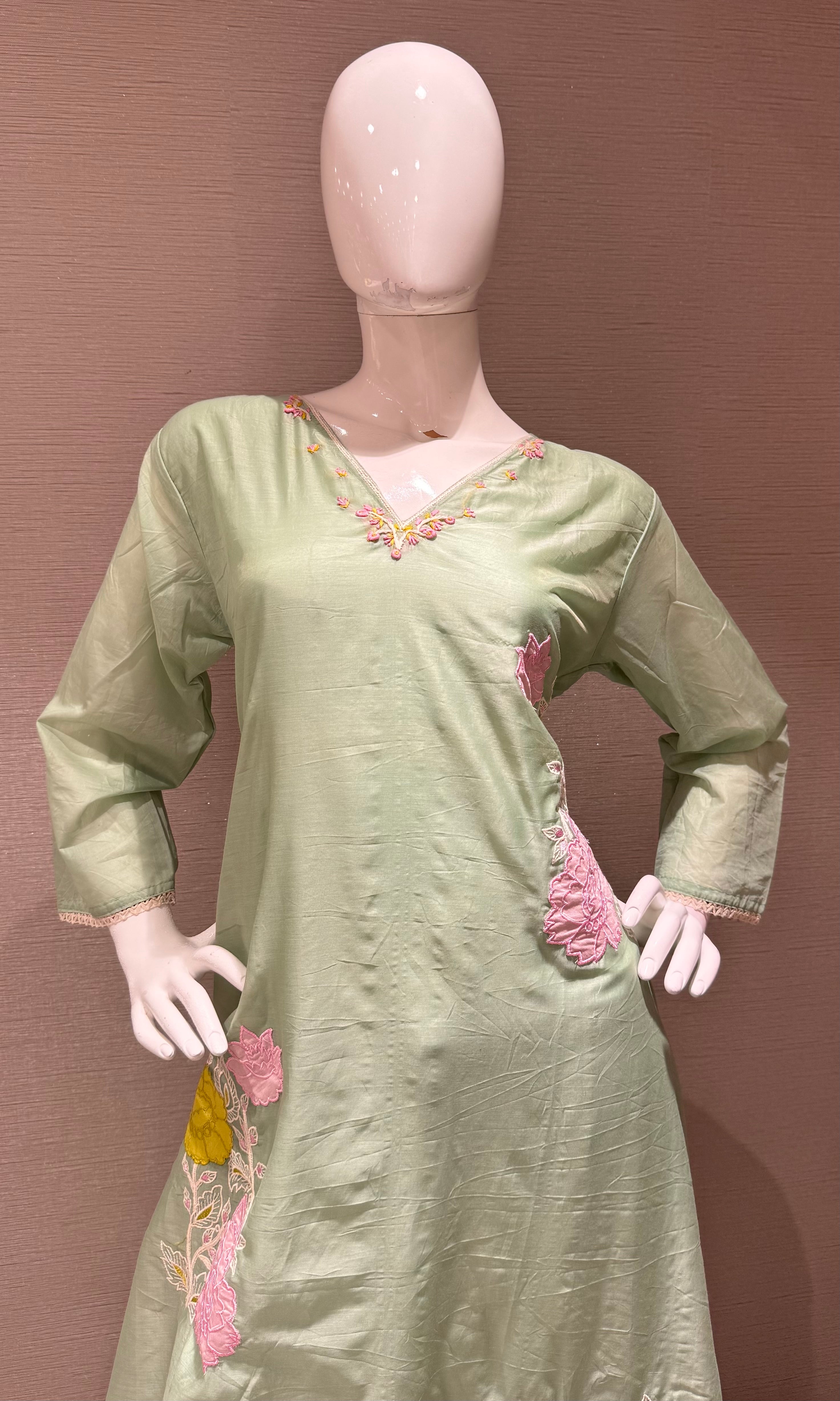 pistachio green kurta set with floral embroidery