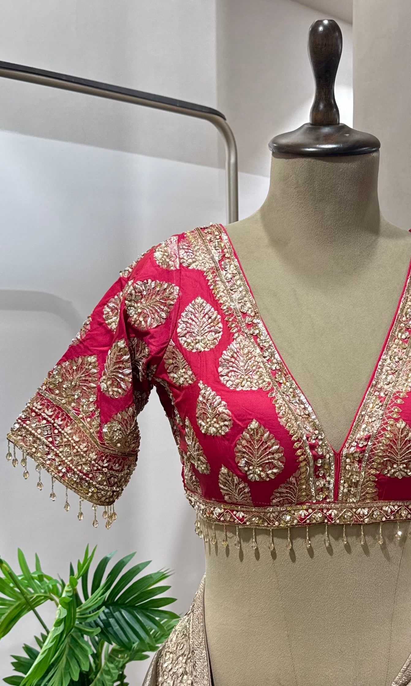 TISSUE GOLD BANARASI SAREE WITH BLOUSE