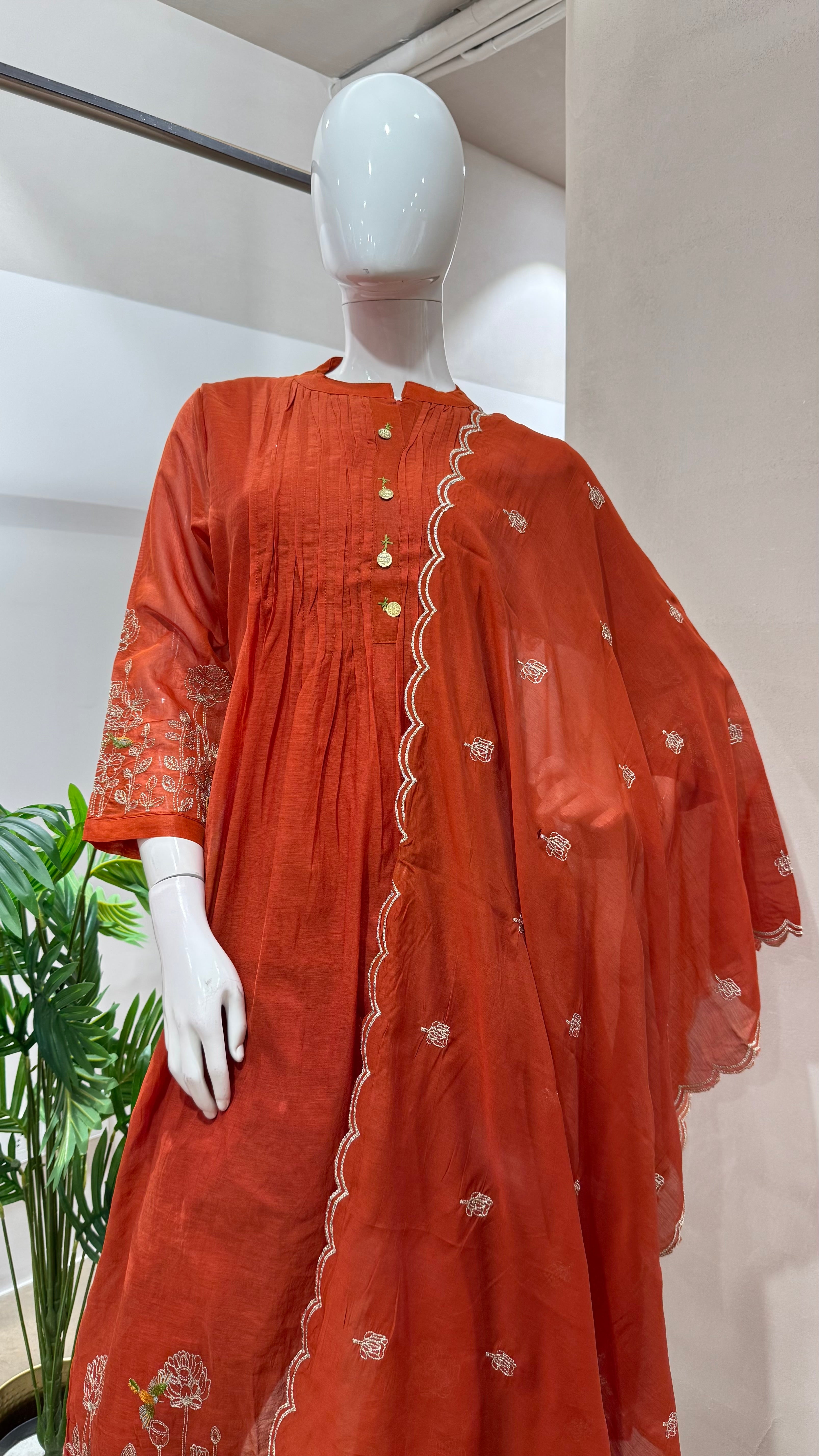 RUST floral mul chanderi embroidery set