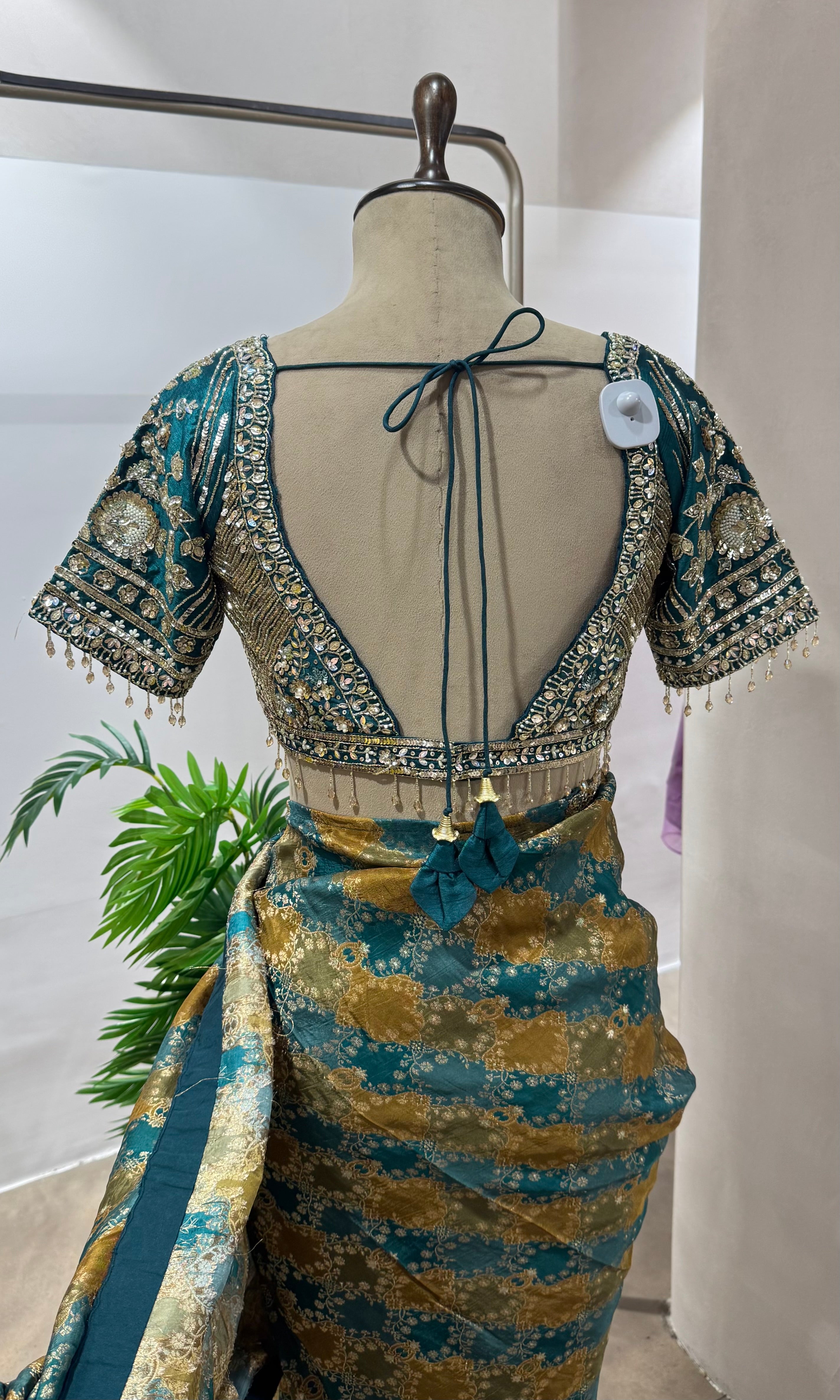 DESIGNER BANARASI GREEN SAREE WITH BLOUSE