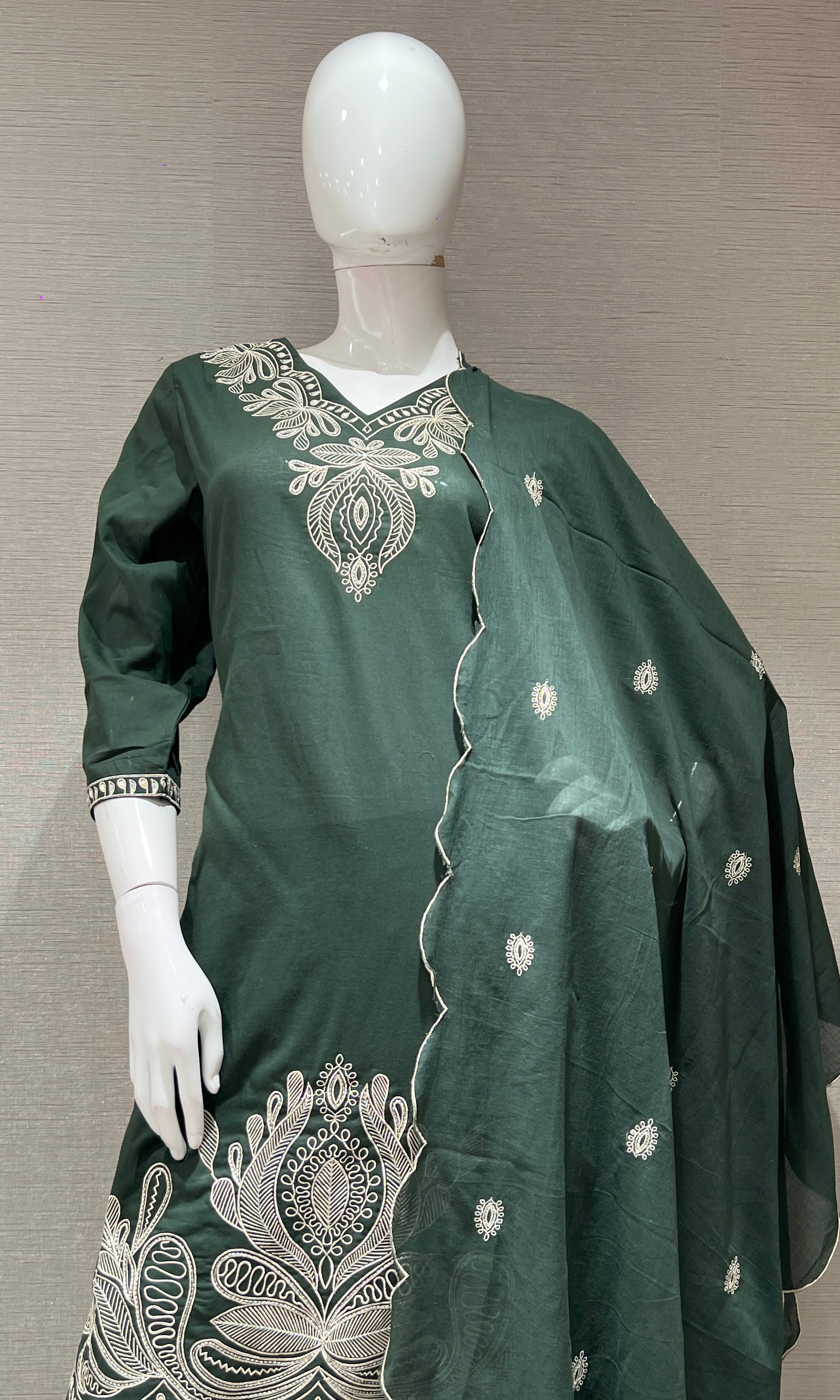 Green EMBROIDERED kurta set