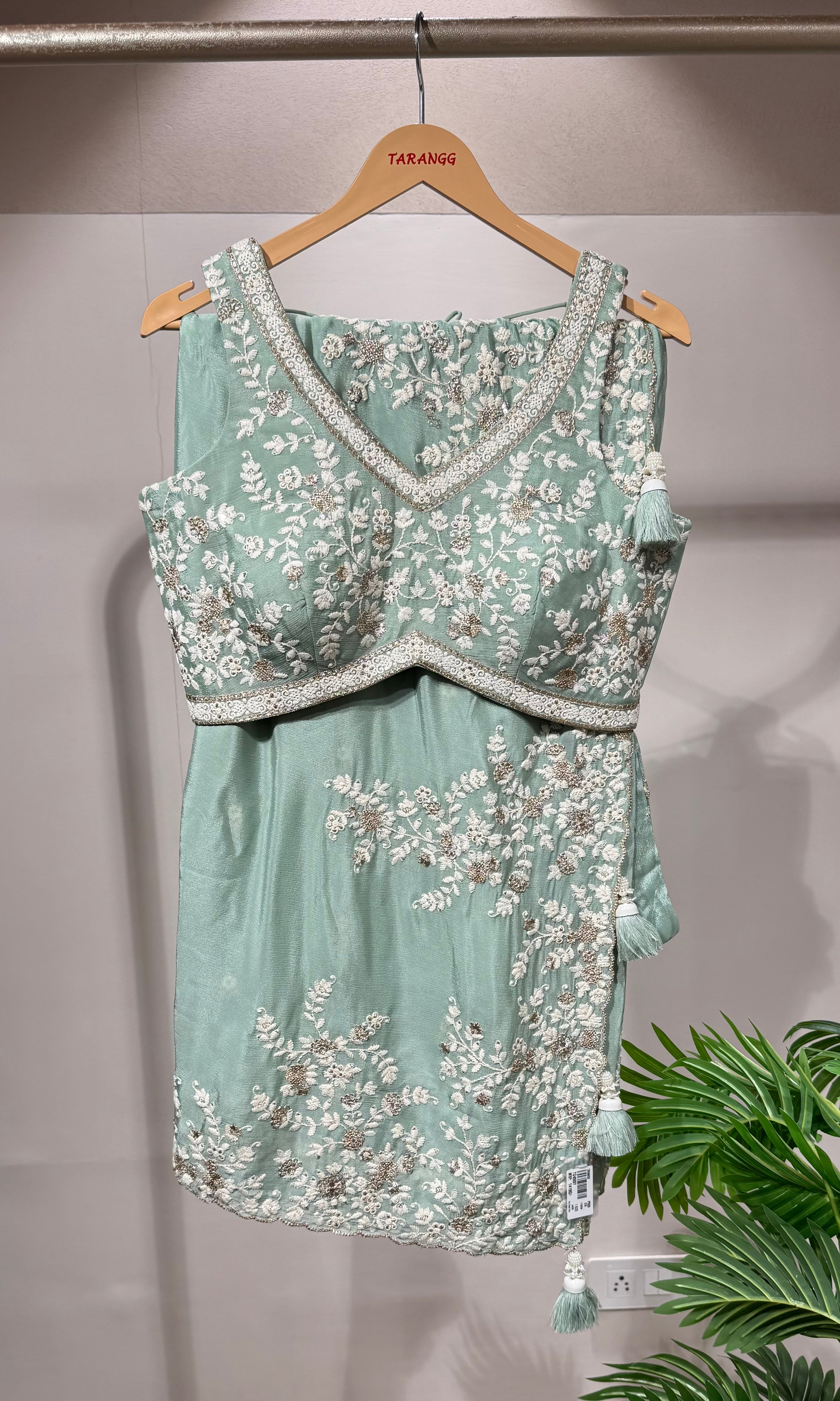 Pista green Floral Embroidered SAREE