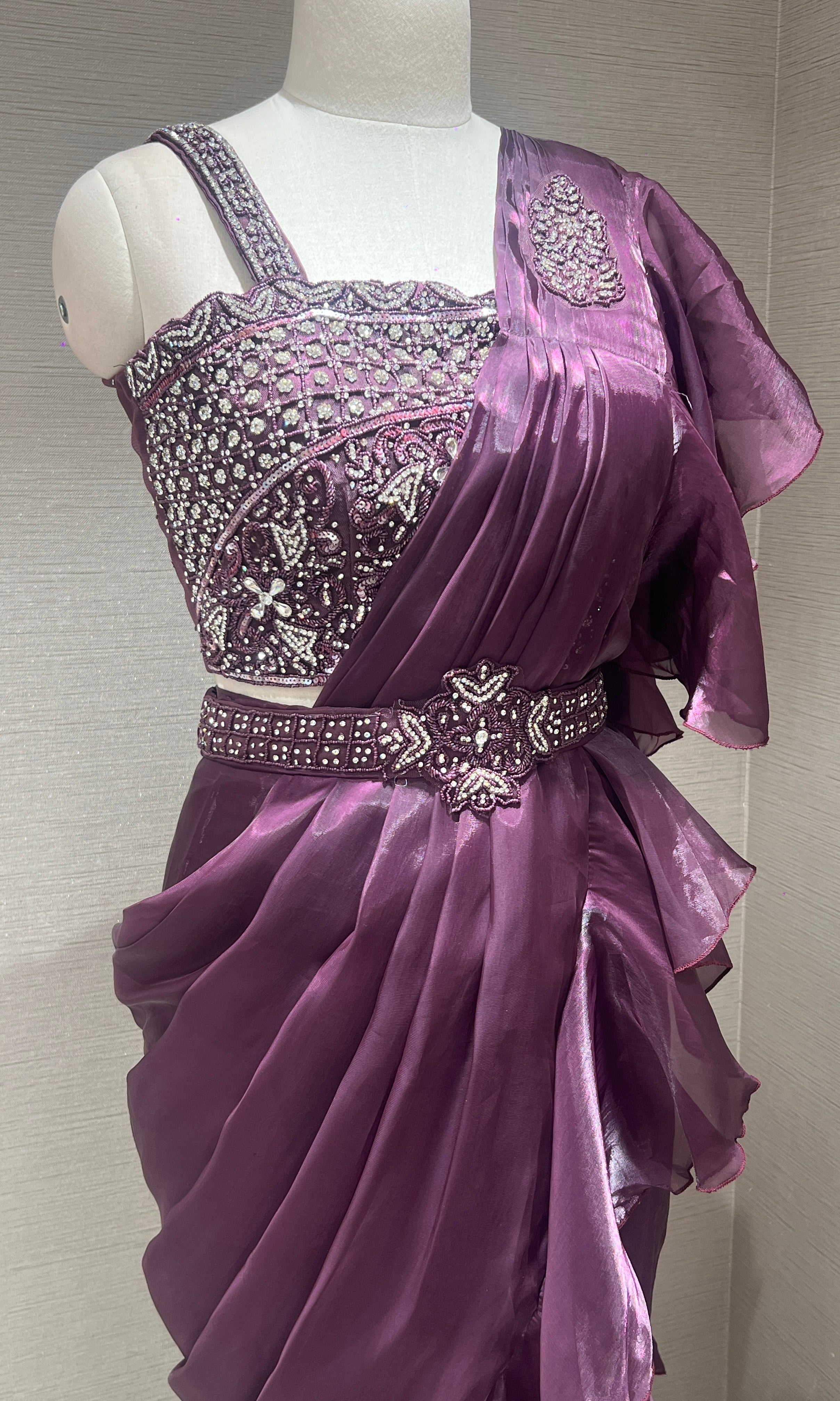 Wine one minute saree