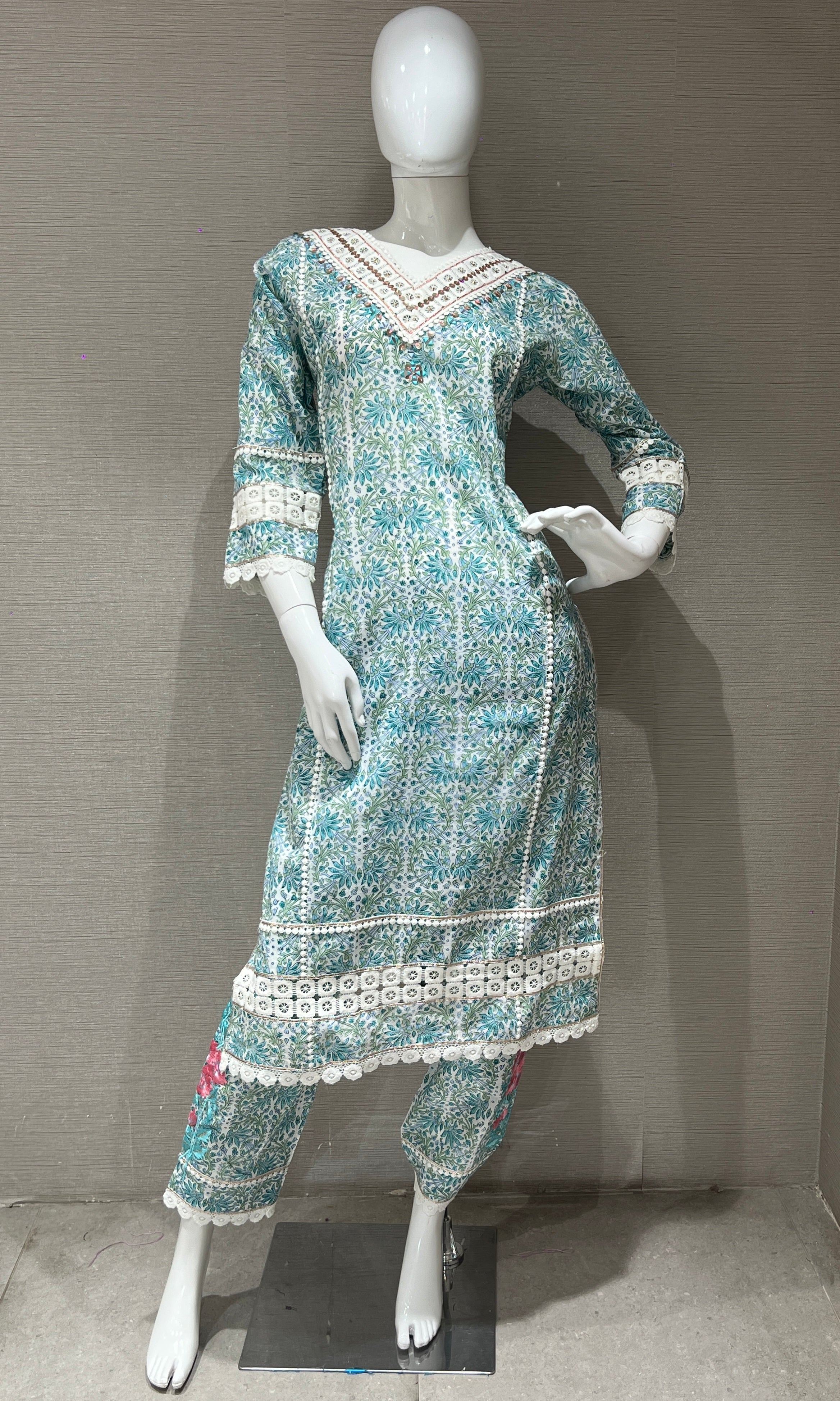 Blue cotton kurta set 3223