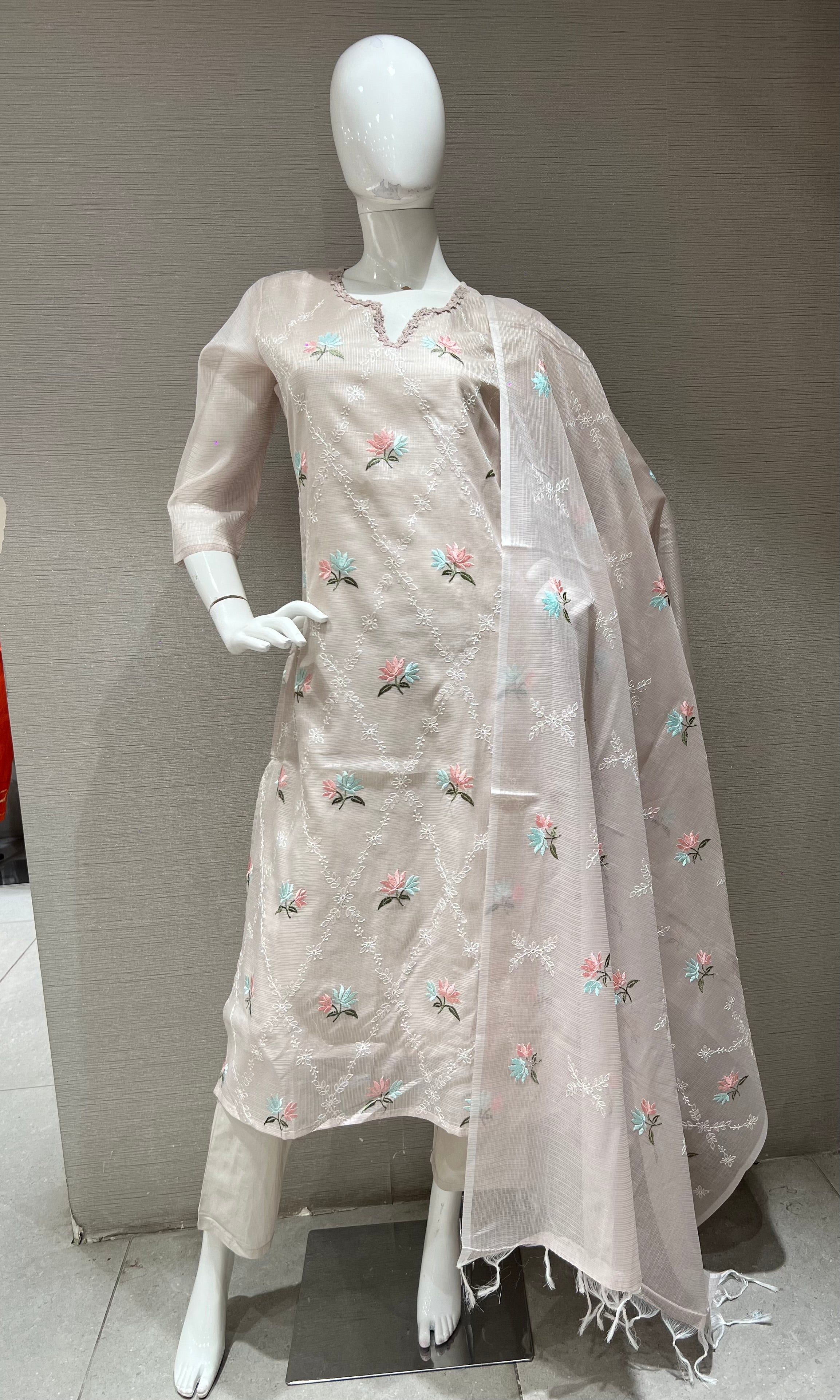 Ivory Floral Organza Kurta Set with Dupatta