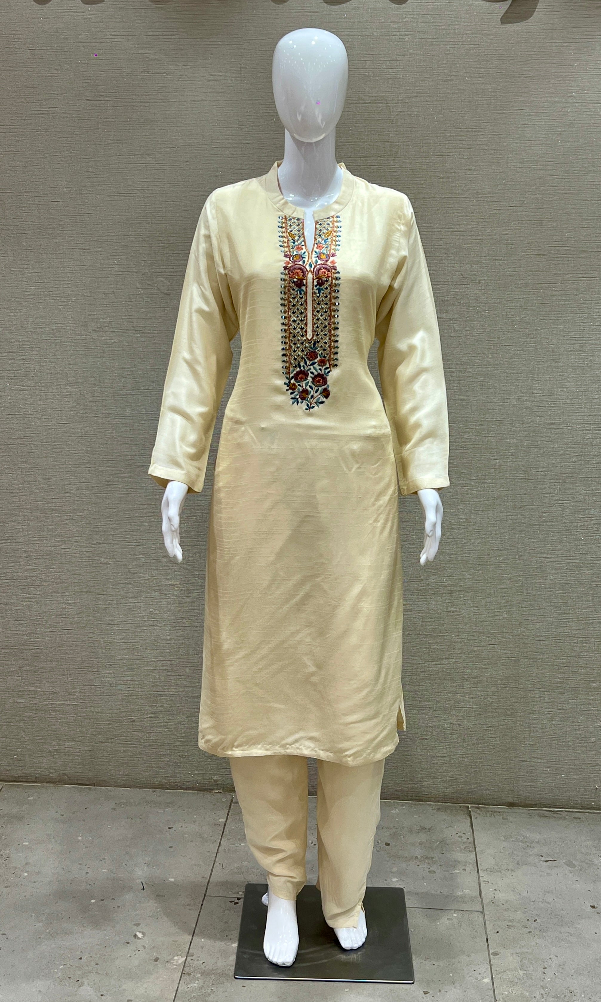 Ivory kurta set