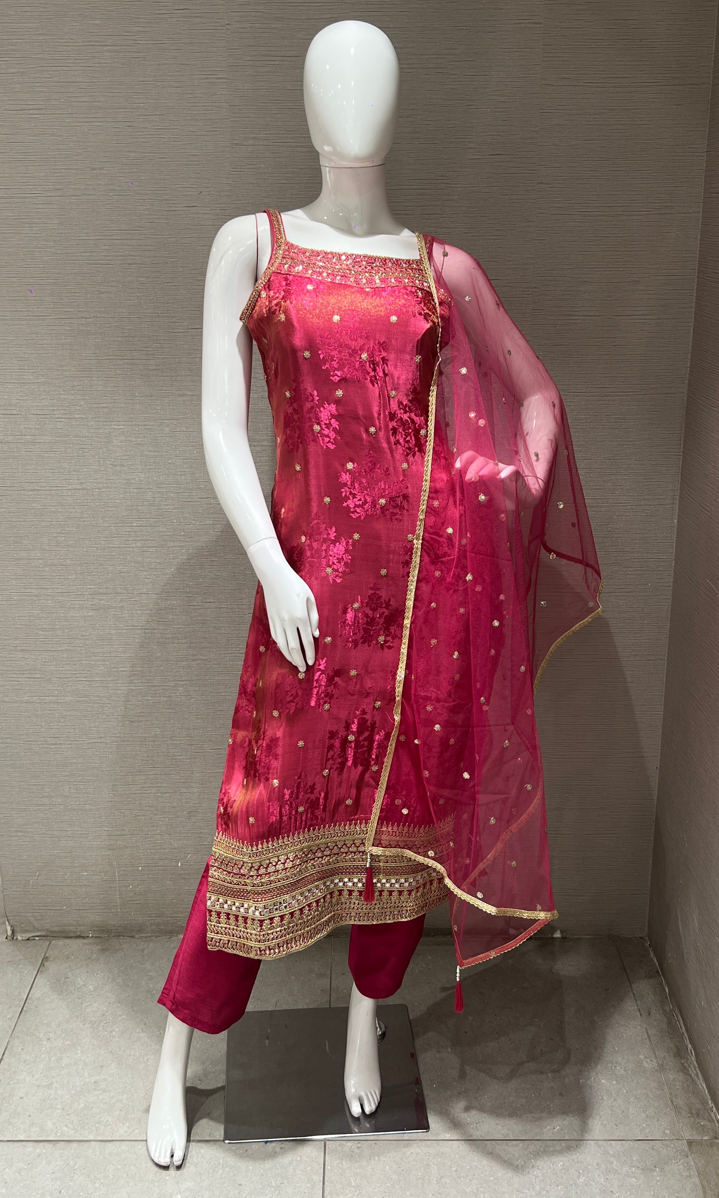 pink and gold embroidered kurta set