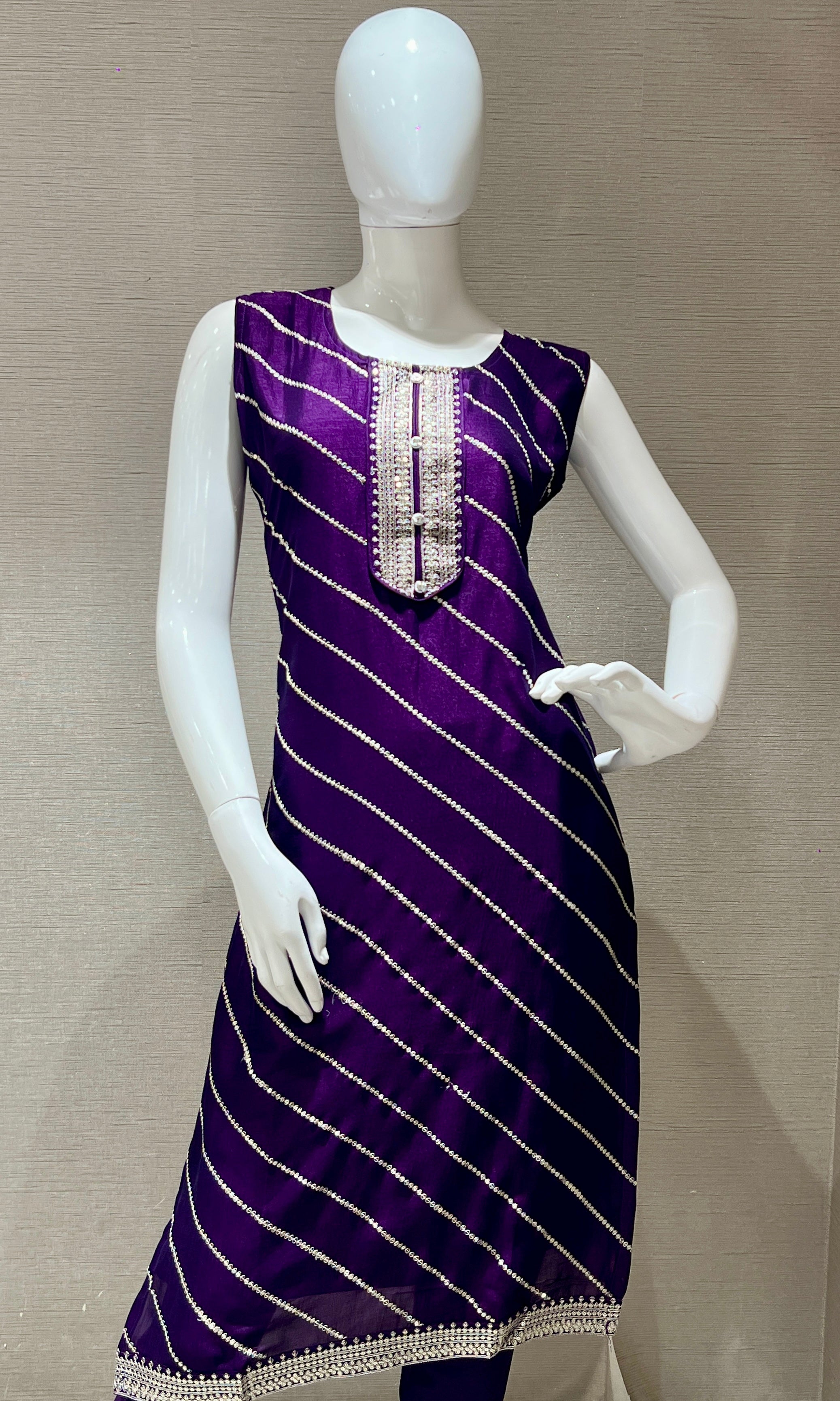Noor Velvet Plum Set