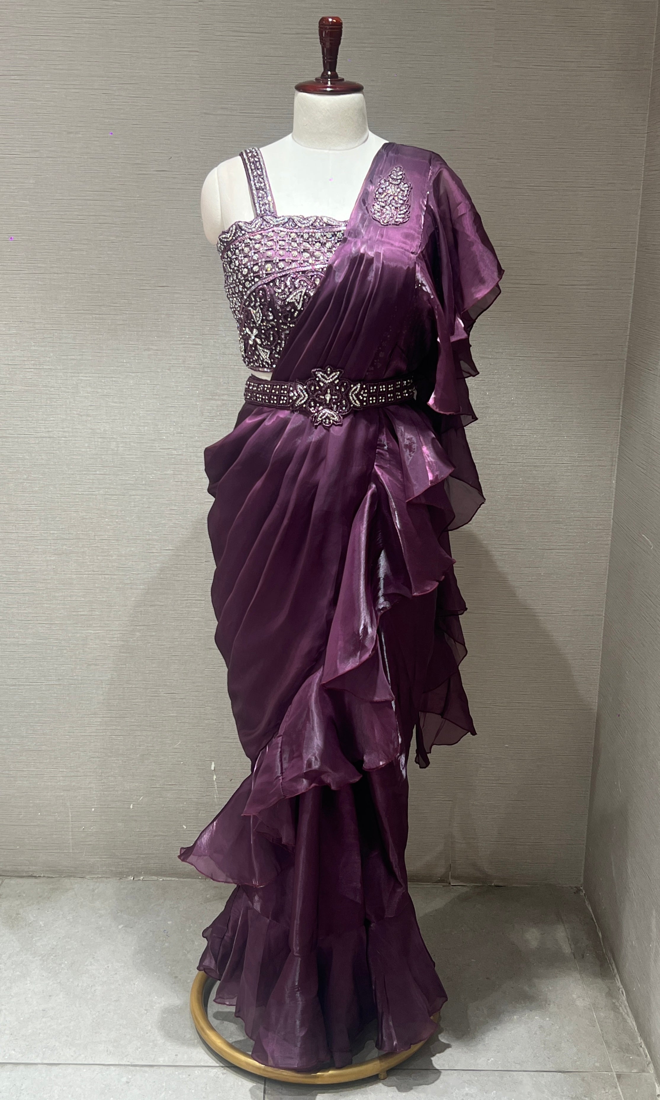 Wine one minute saree