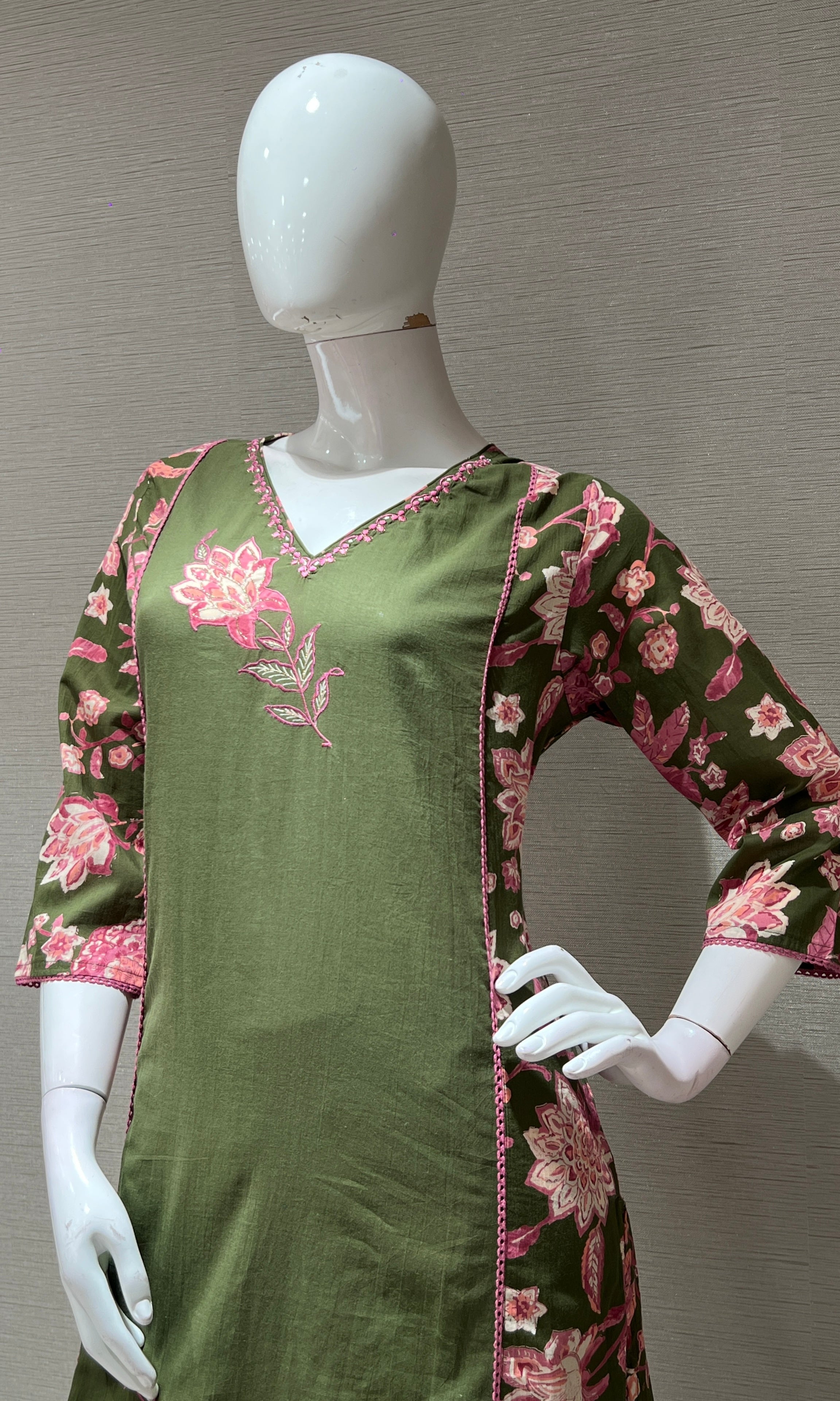 MEHANDI GREEN FLORAL PRINTED KURTA SET