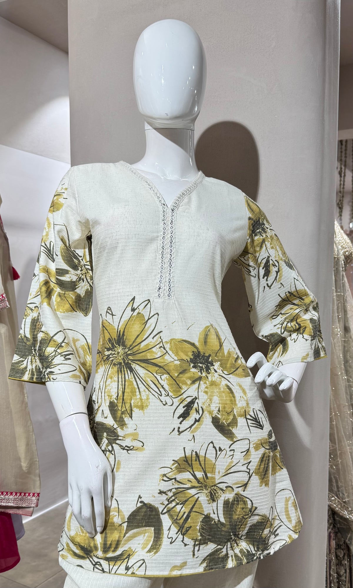 YELLOW FLORAL PRINTED CORD SET