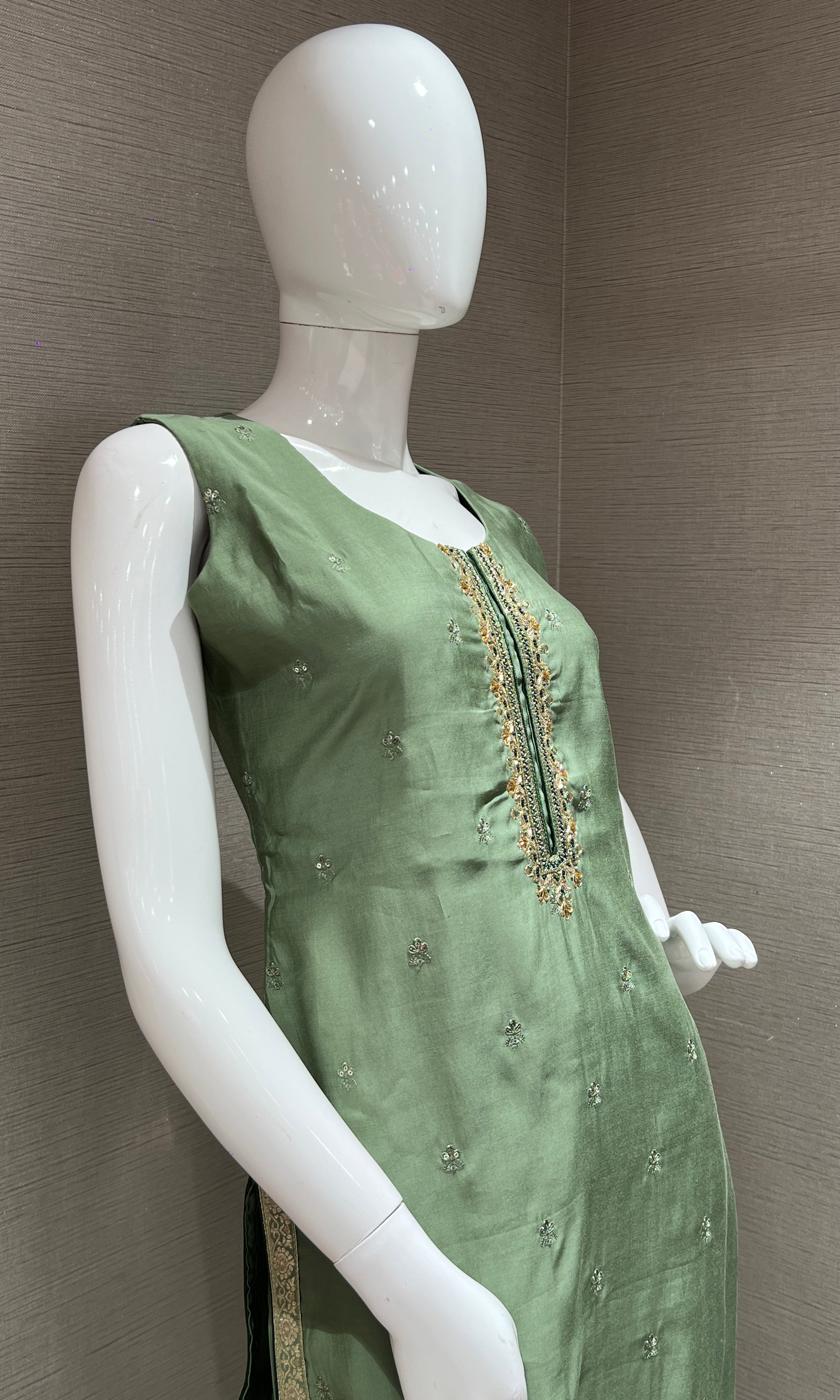 Green embroidered kurta set