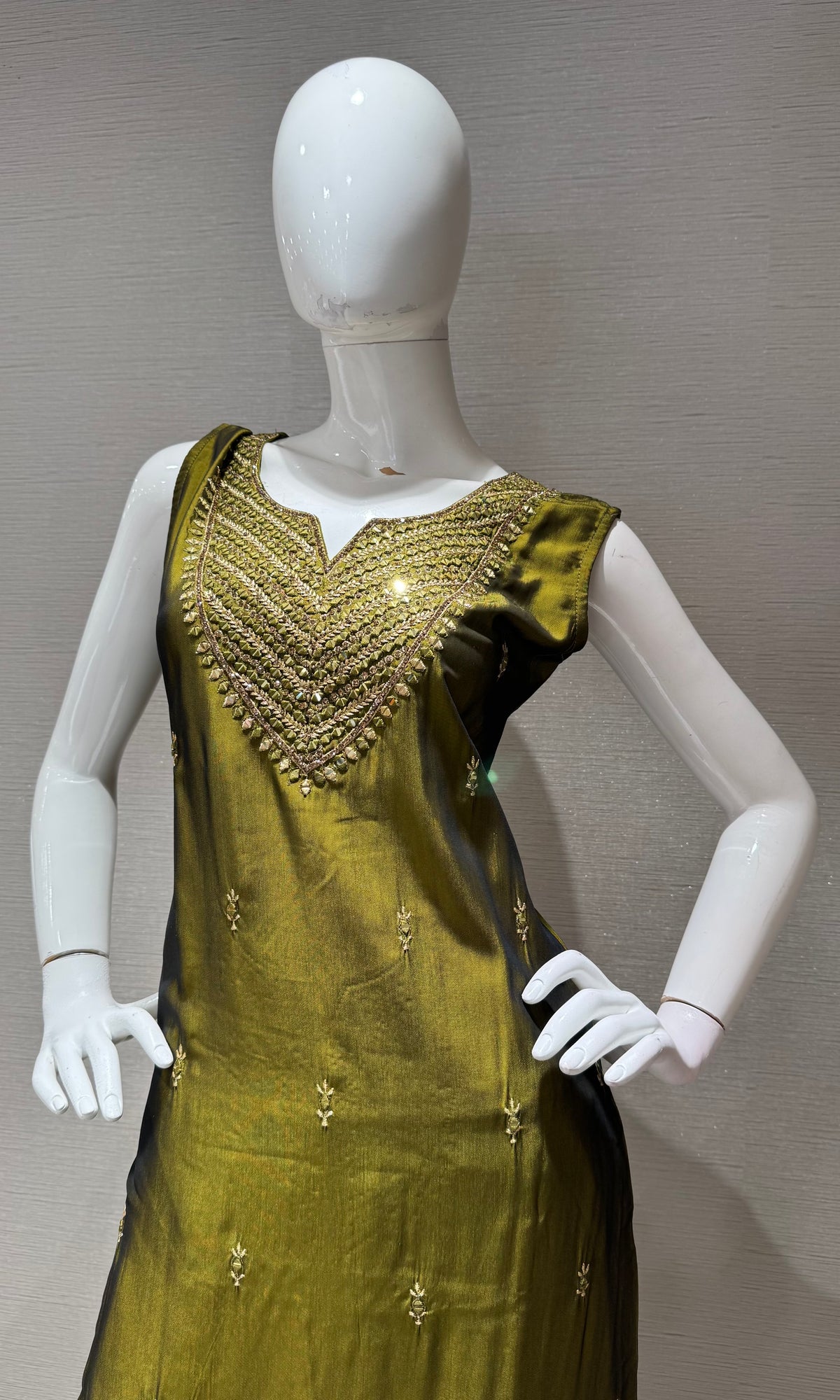 Green embroidered Silk Kurta Set with dupatta