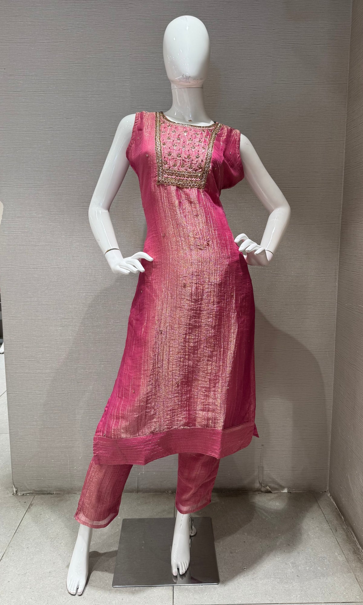 Light Pink ETHNIC SHIMMER KURTA SET WITH DUPATTA