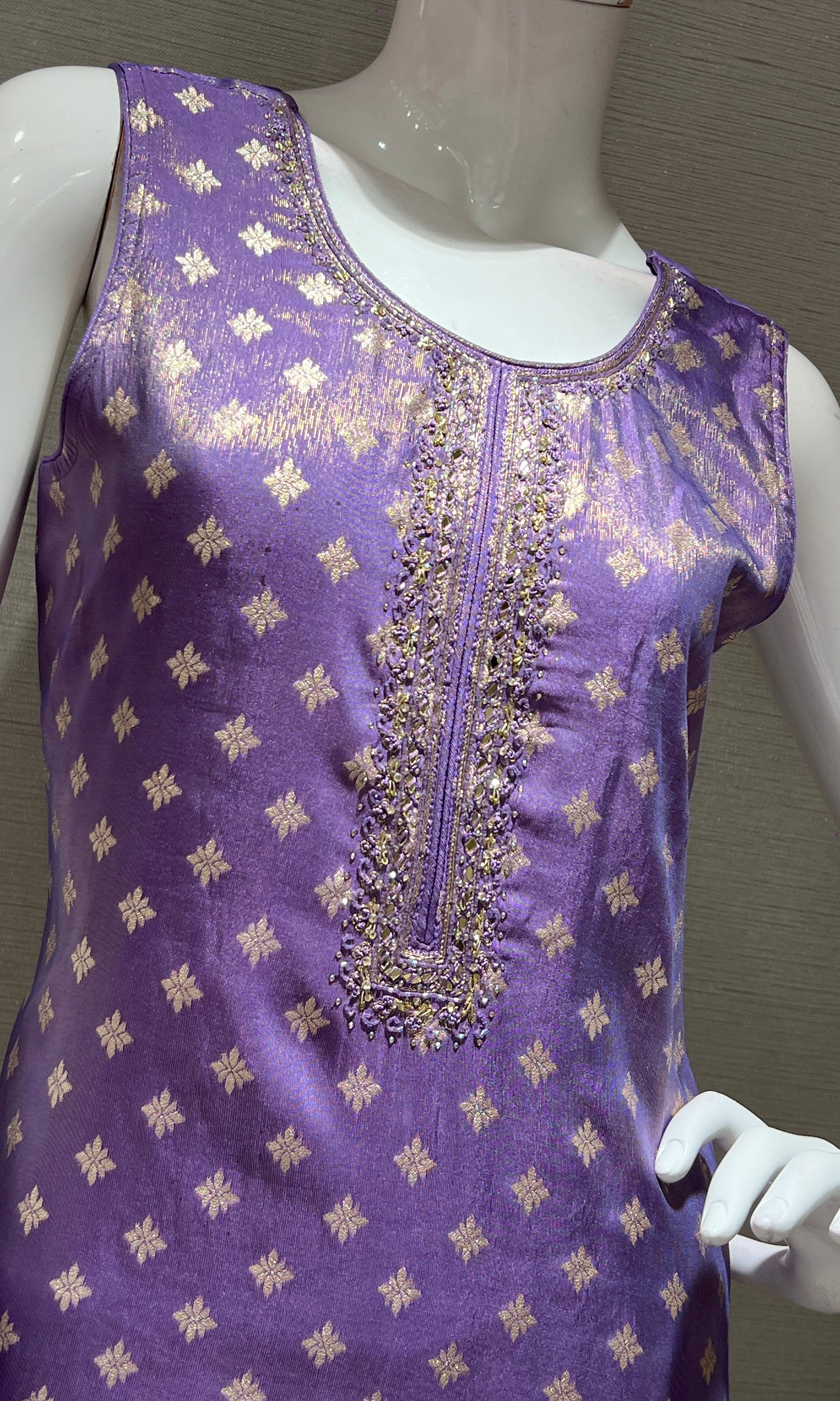 Lilac BANARASI EMBROIDERED kurta set