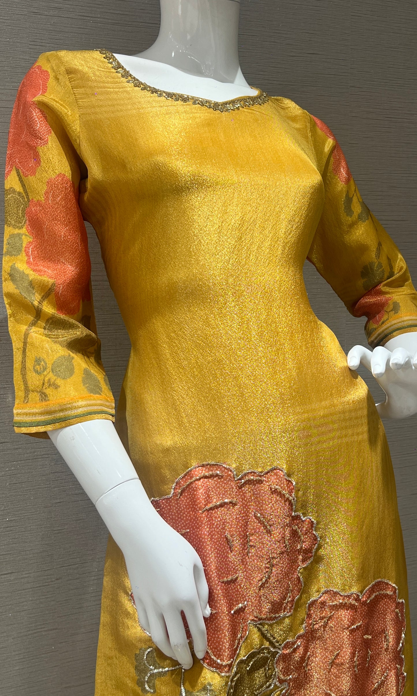 🏵️Yellow shimmer silk kurta set🏵️ ( 2992 )