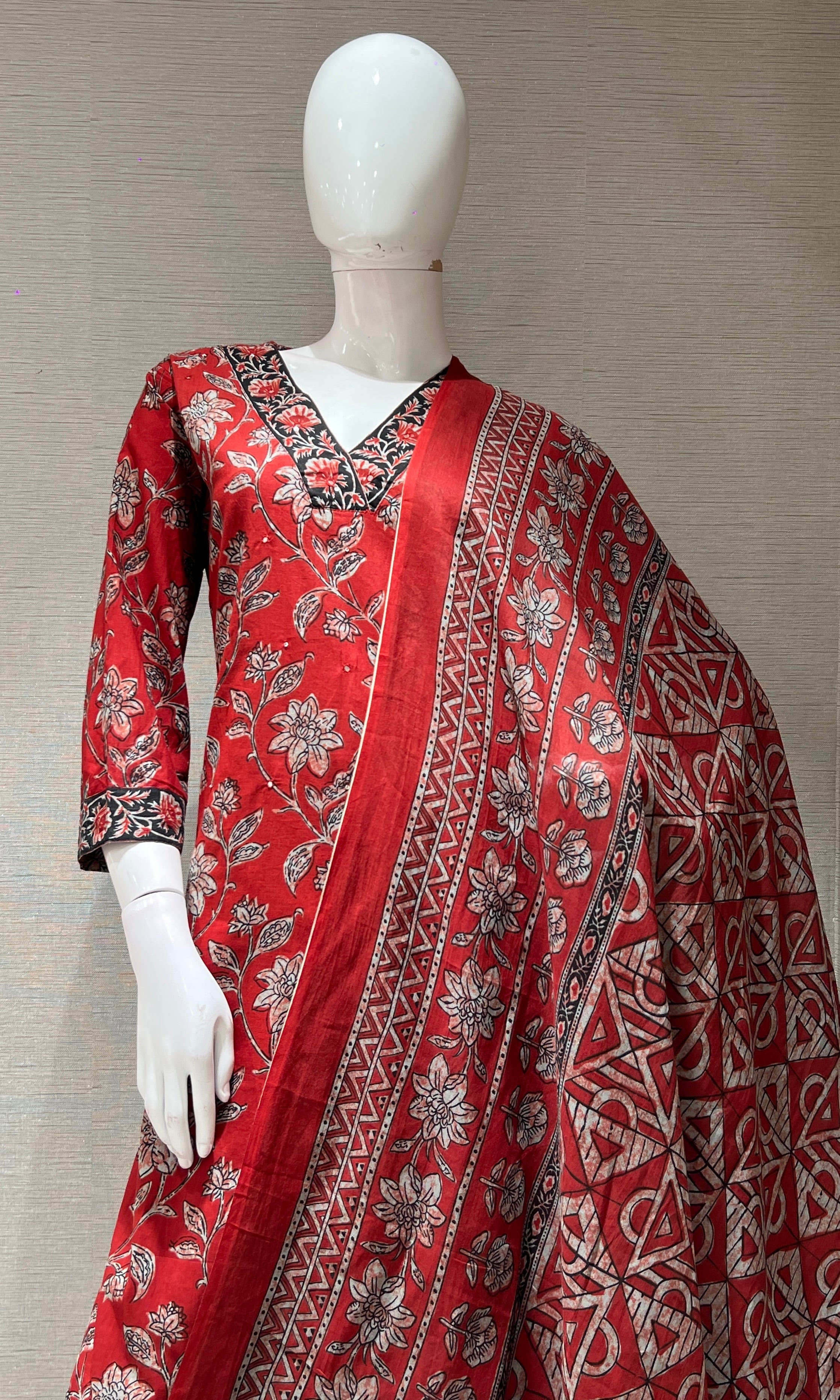 Maroon FLORAL PRINT kurta set