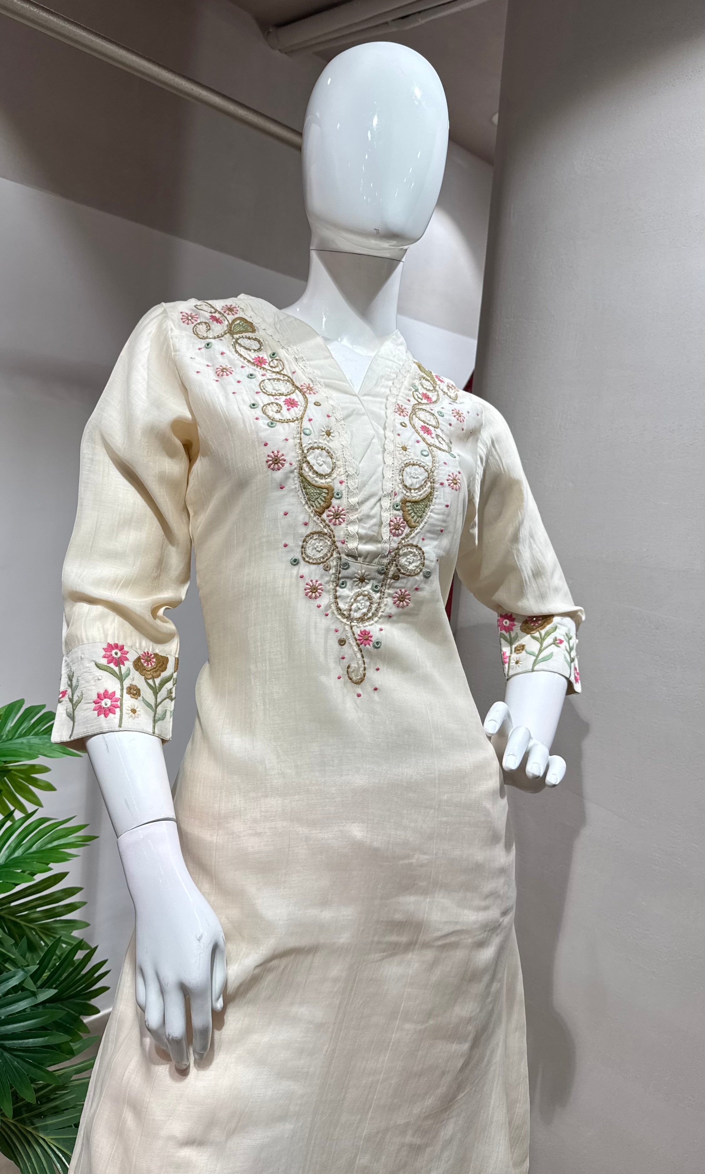 PEACH Cotton Floral Embroidery kurta set