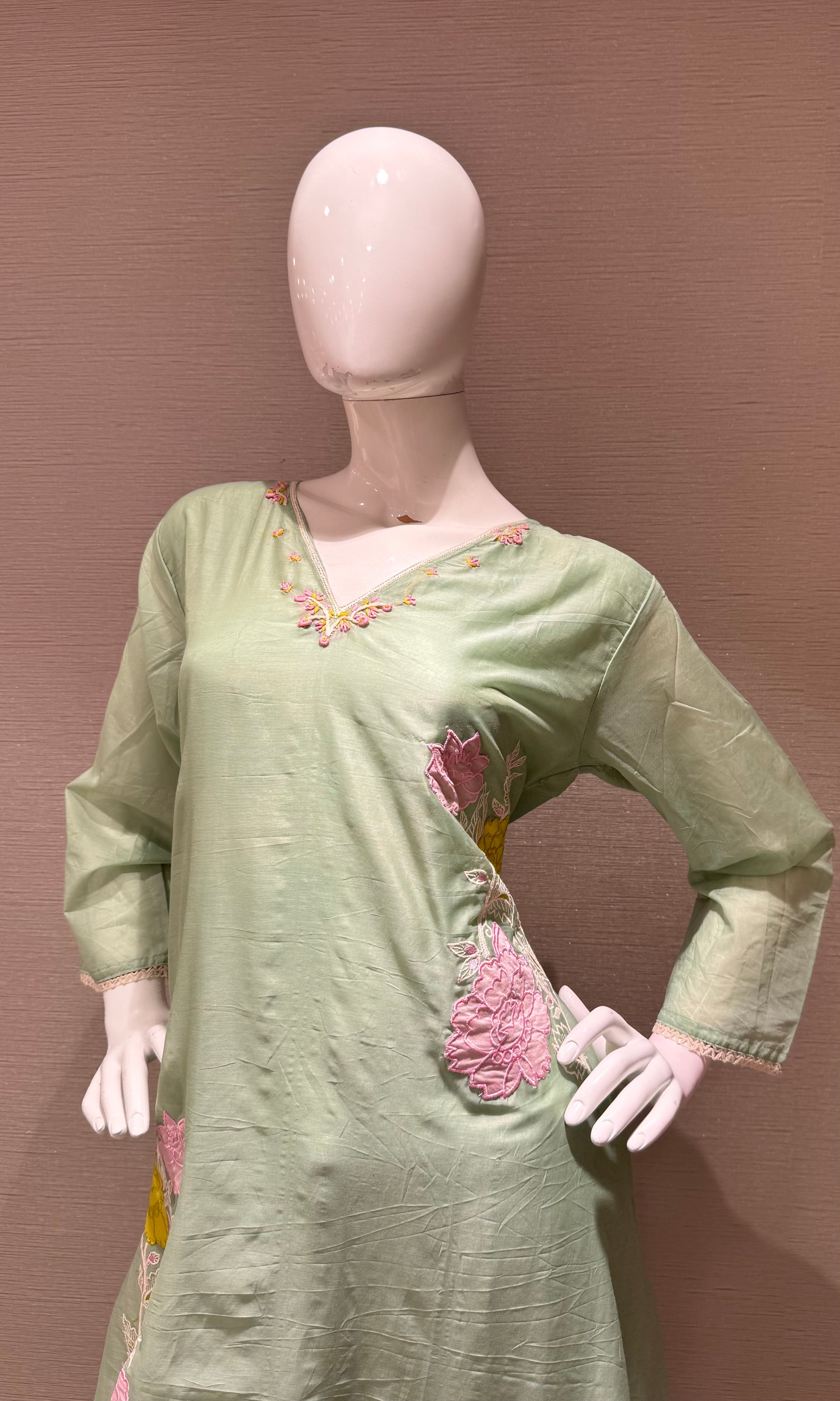 pistachio green kurta set with floral embroidery
