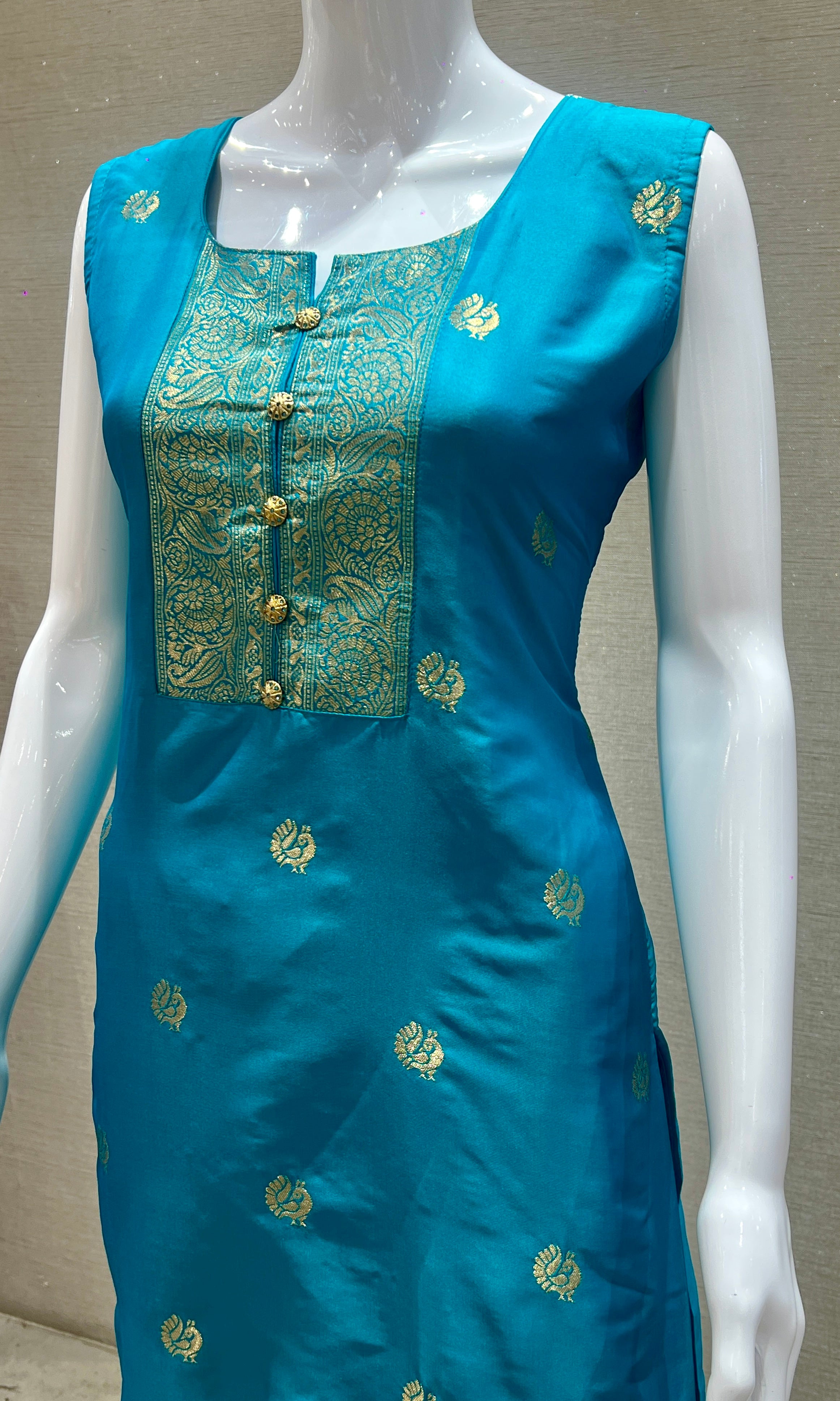 Royal Peacock Banarasi Kurta Set