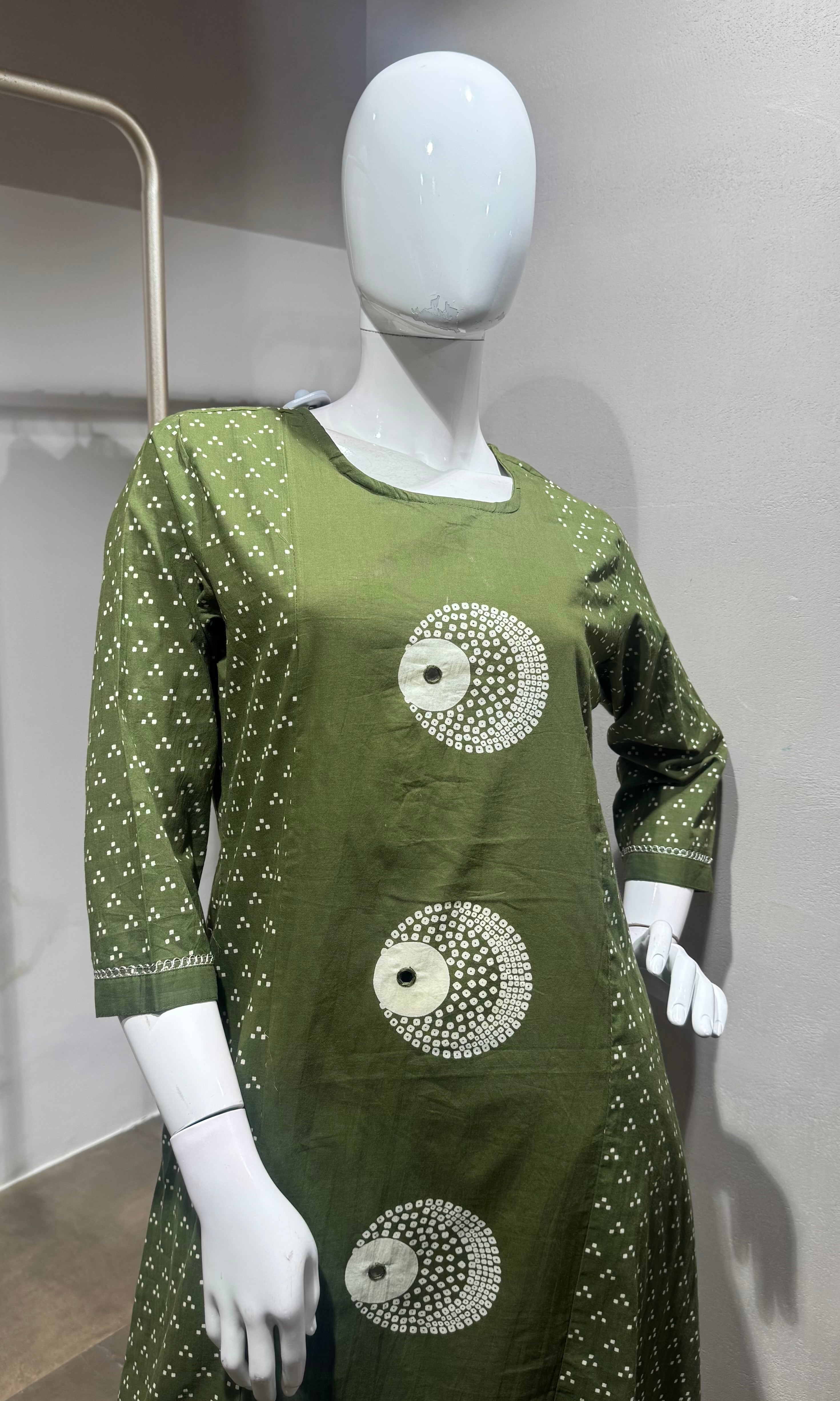 Green Cotton Bandhani Printed Kurta Set