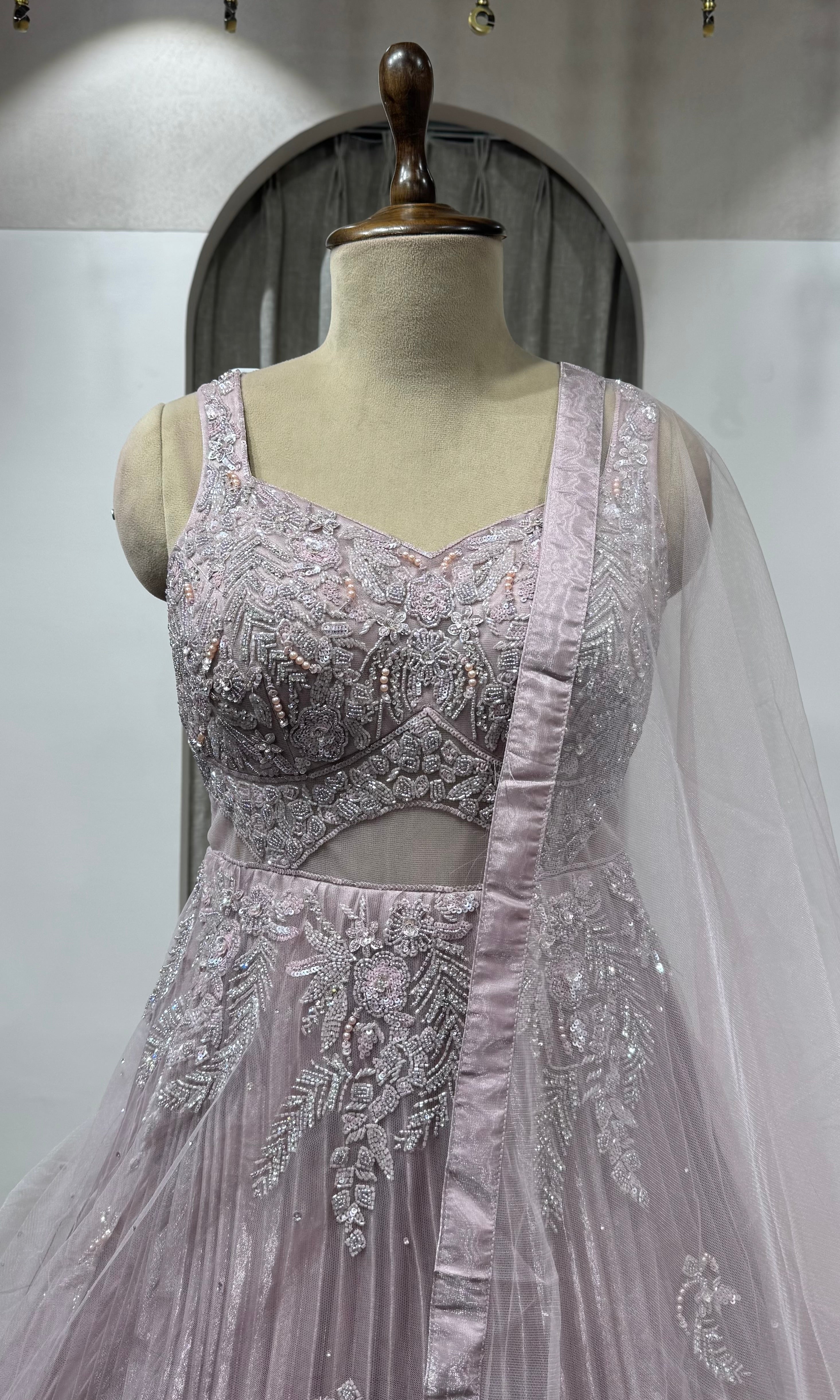 MOEE EMBROIDERED NETTED GOWN