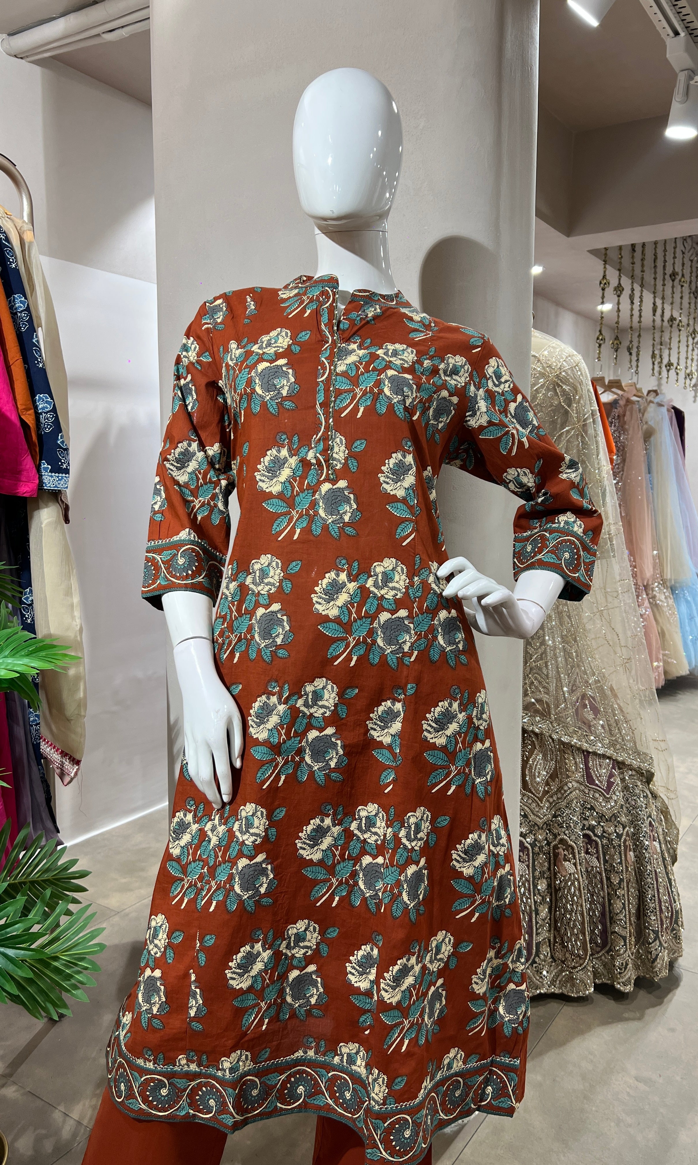 RUST FLORAL PRINTED ETHNIC KURTA SET