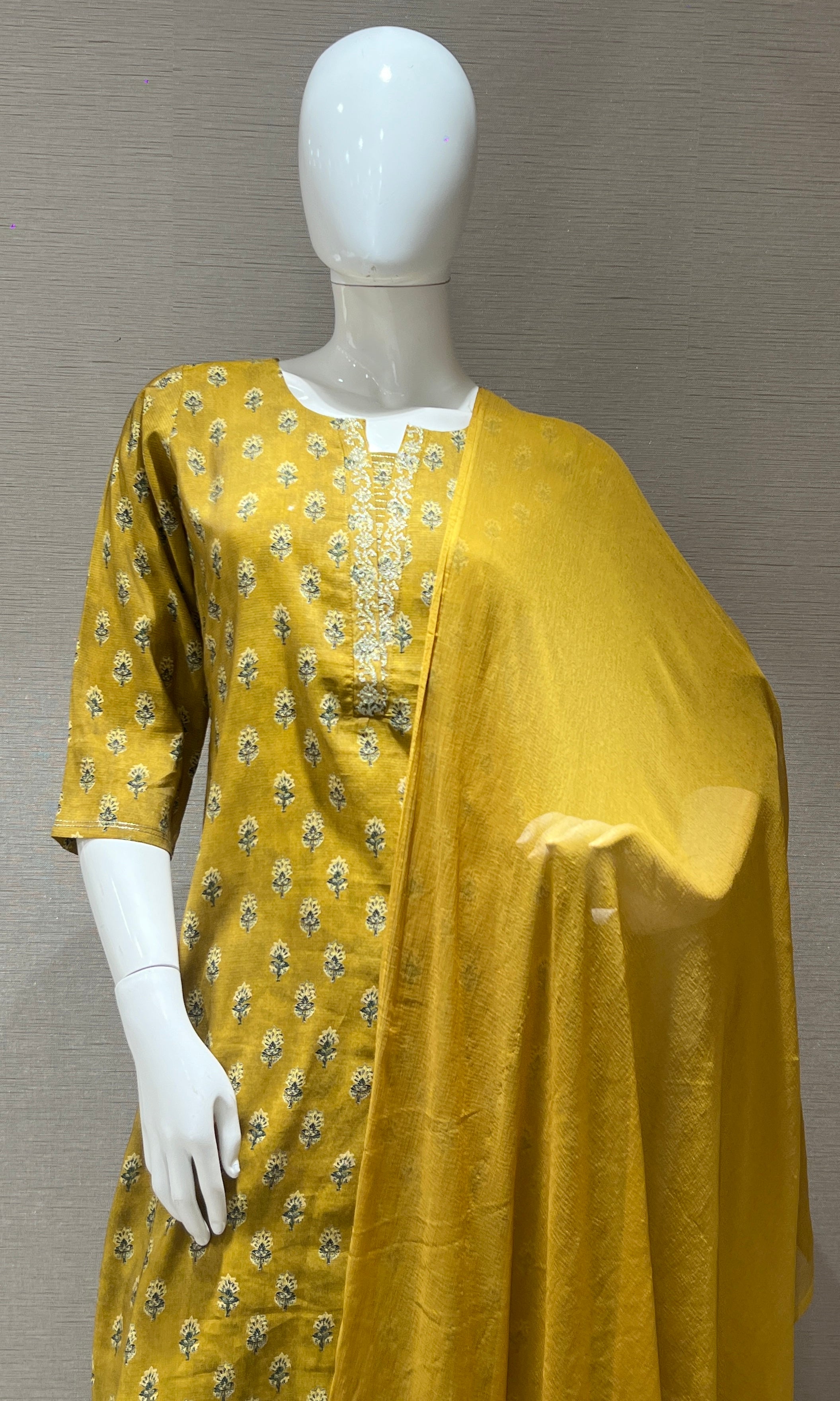 Mehandi green kurta set
