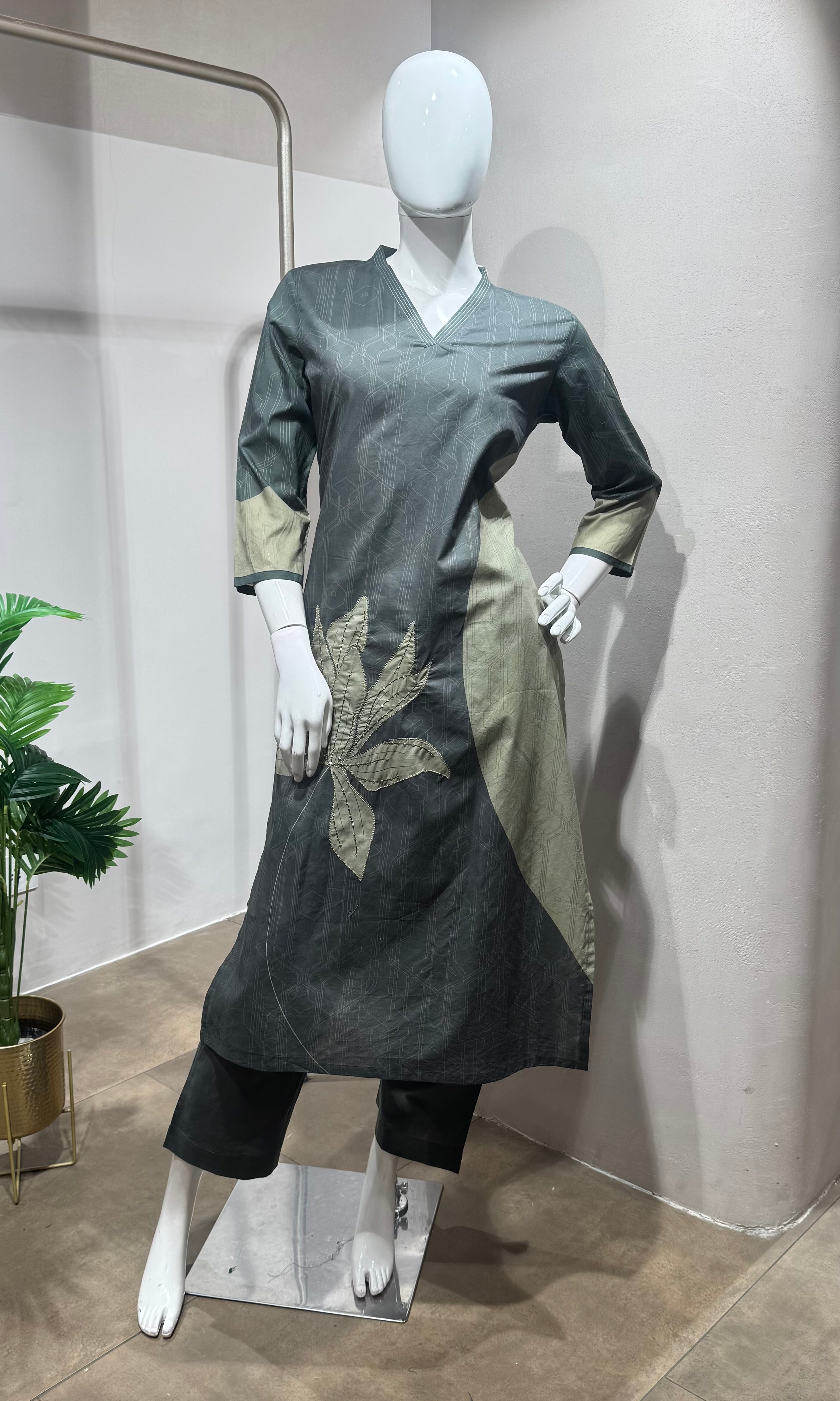 Green V-Neck Floral Embroidered kurta set