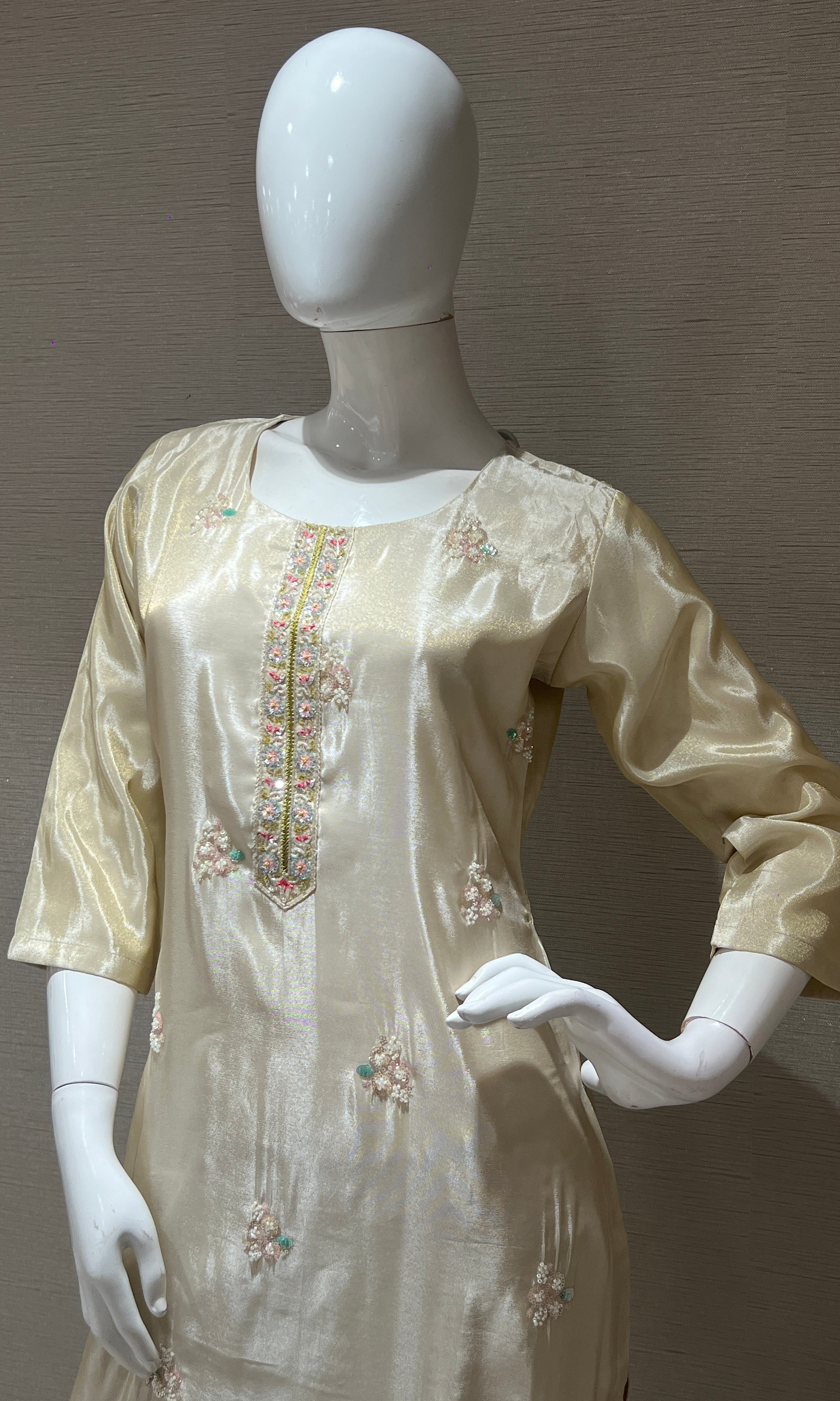 Cream shimmer slik kurta set