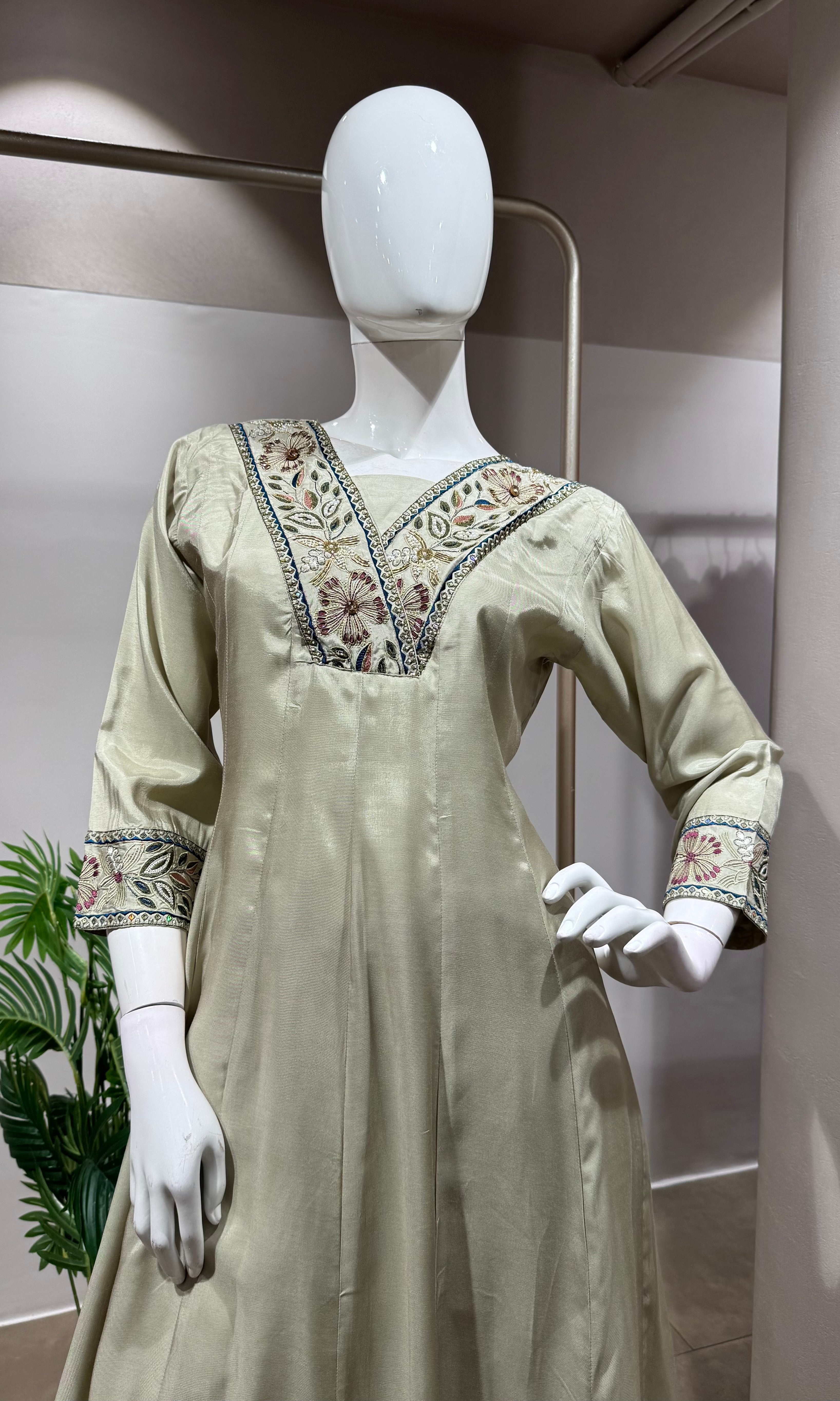 PISTA GREEN Zari Work Kurta Set with Embroidered Dupatta