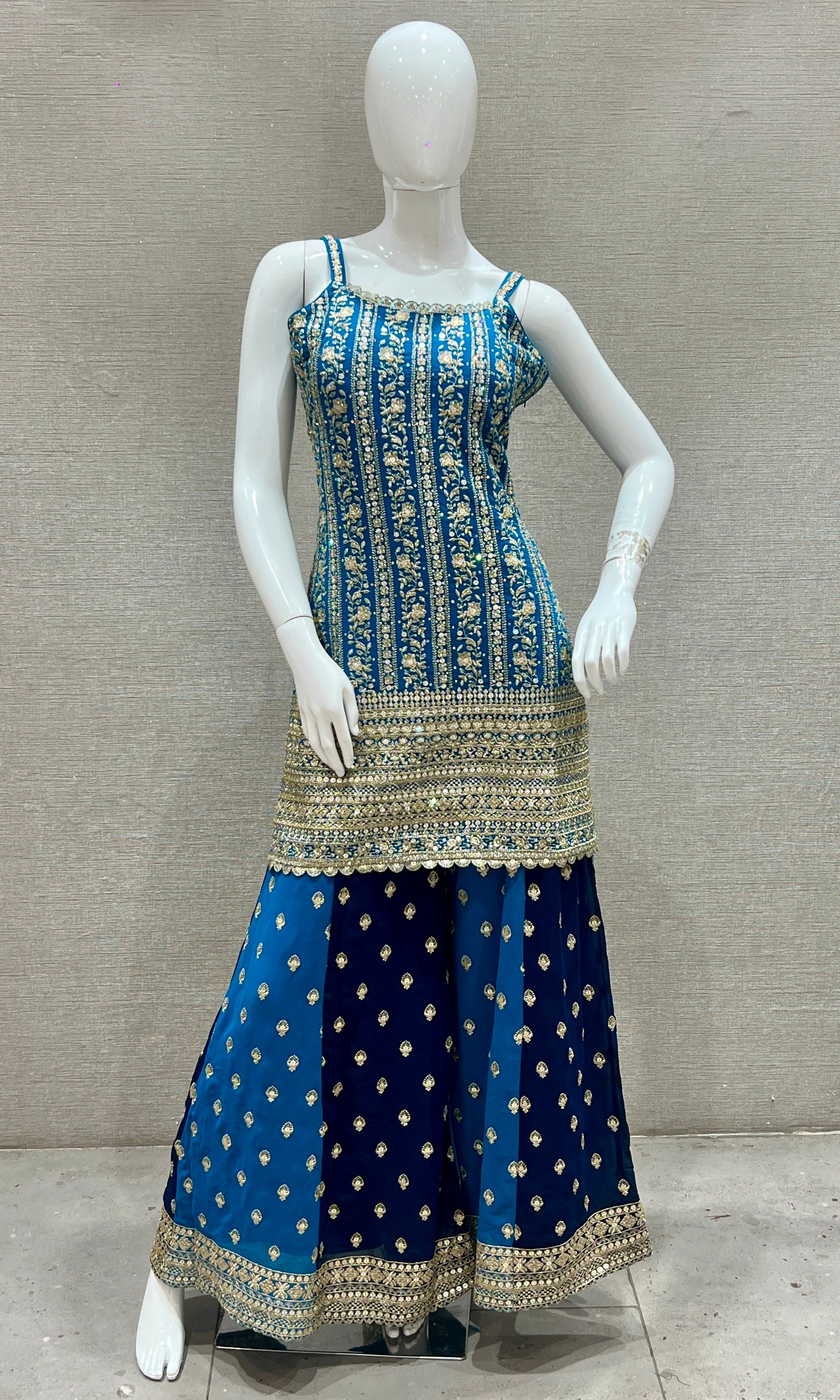 Blue short straight cut with Pallazo