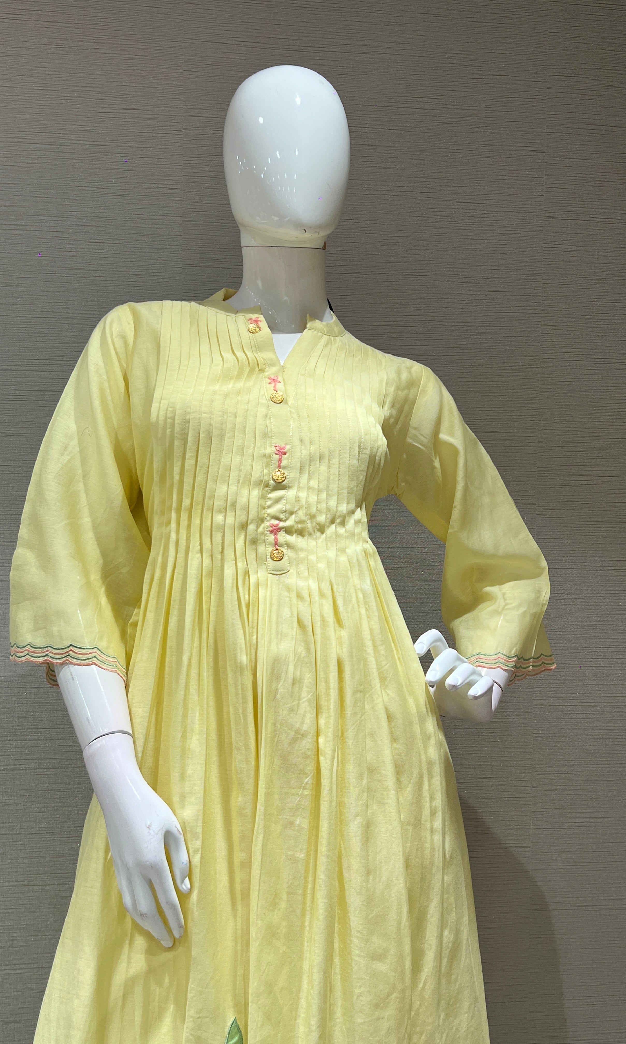 LIGHT yellow FLORAL MUL CHANDERI KURTA SET