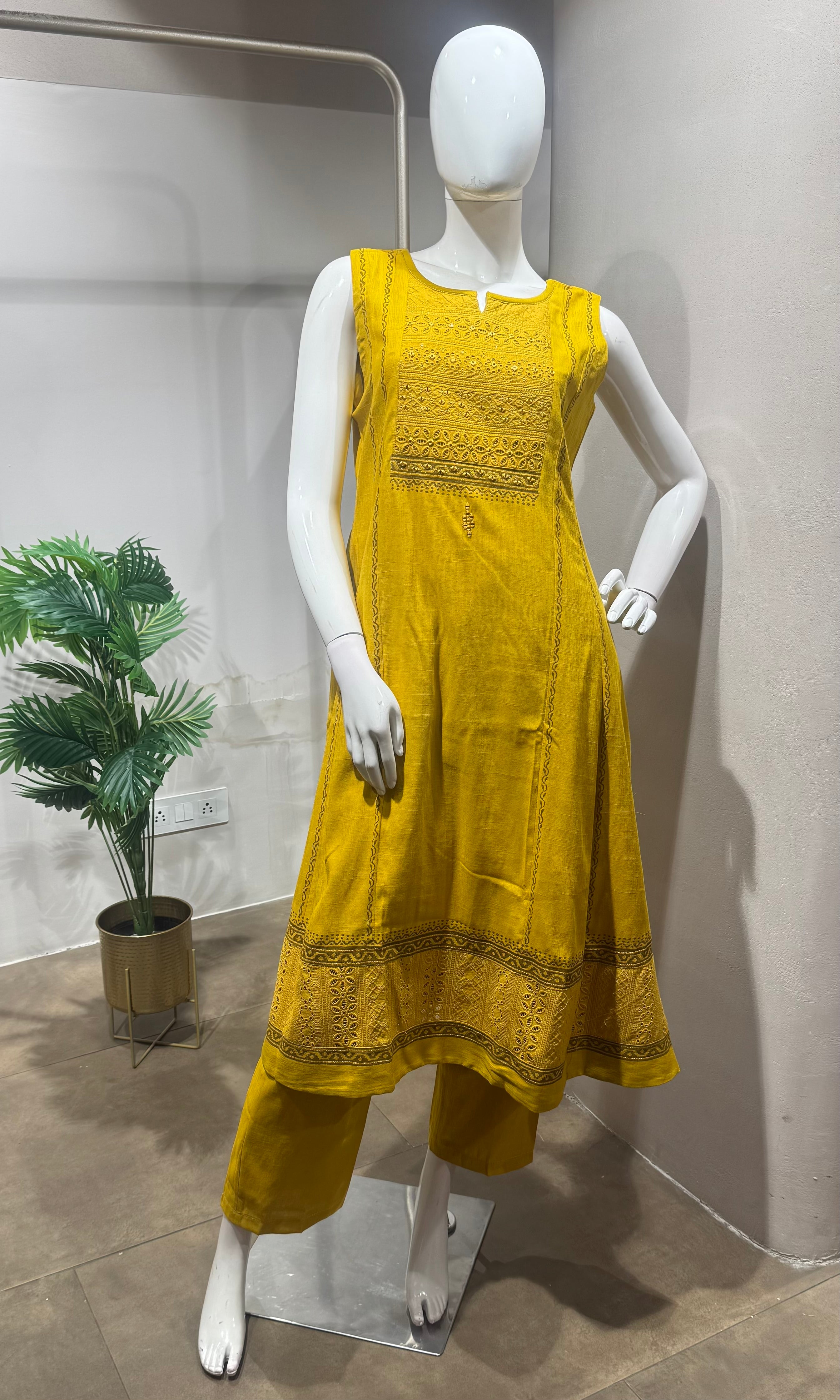 Mustard Yellow Ethnic Kurti with bottom