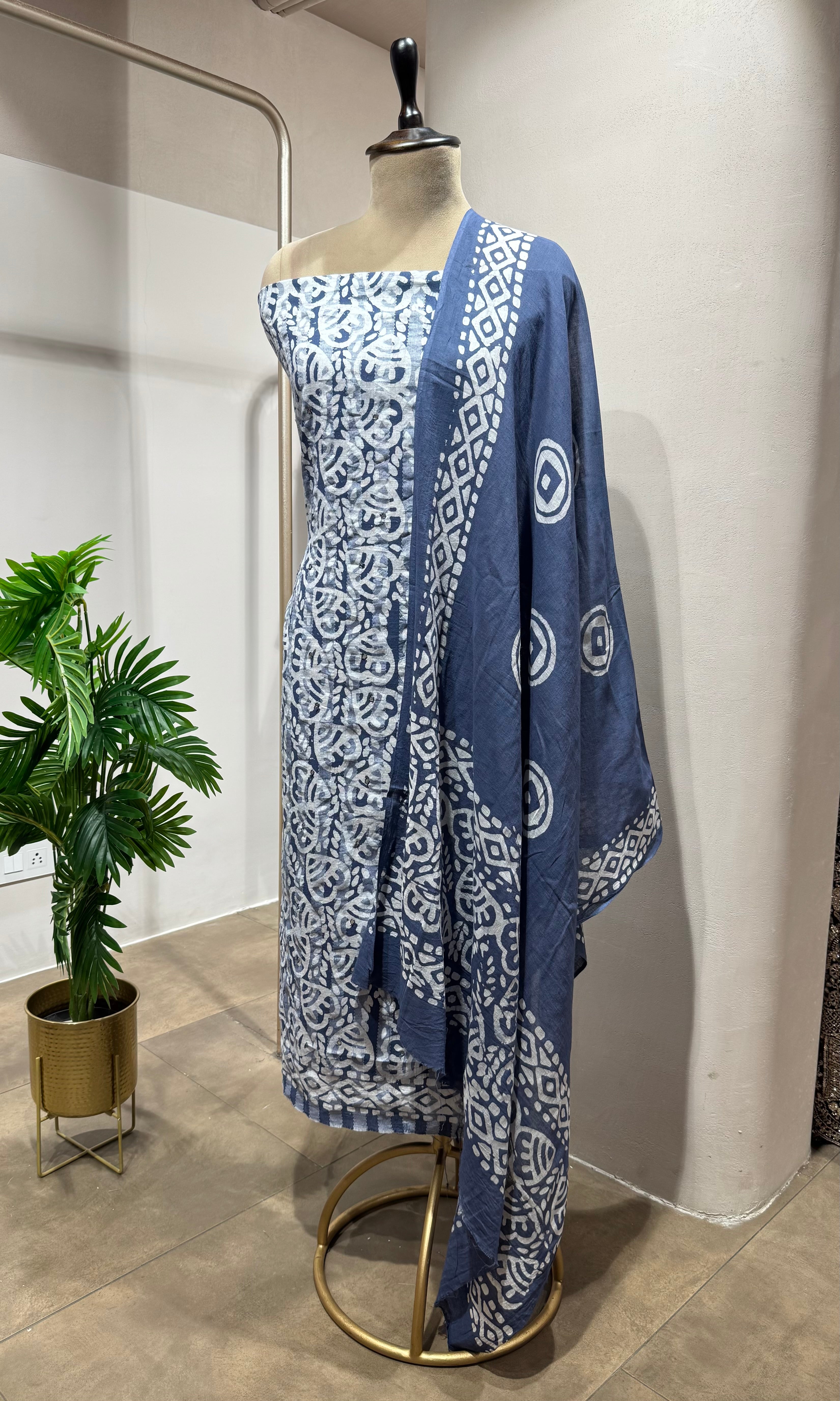 BLUE ETHNIC PRINTED DRESS MATERIAL