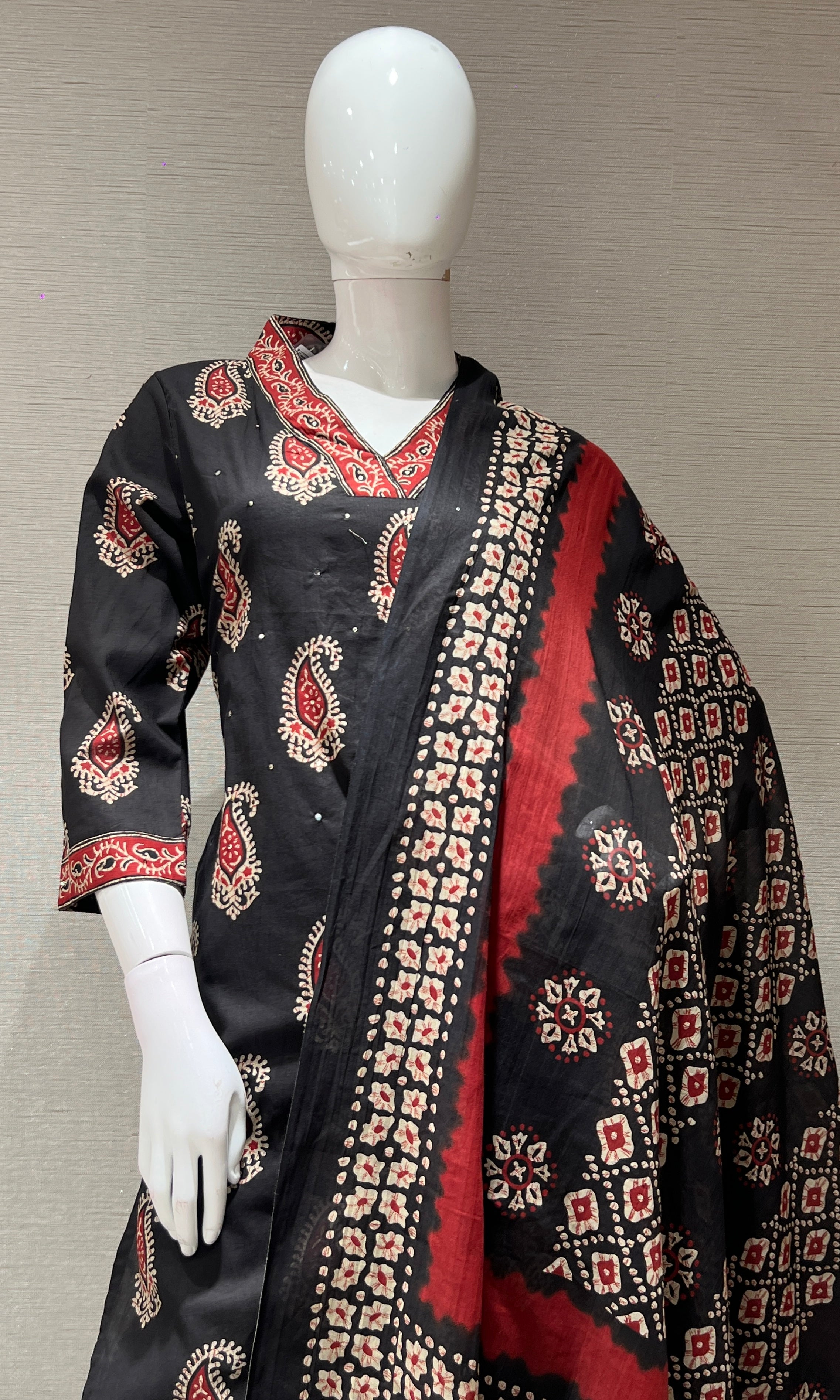 Black ETHNIC PRINT kurta set