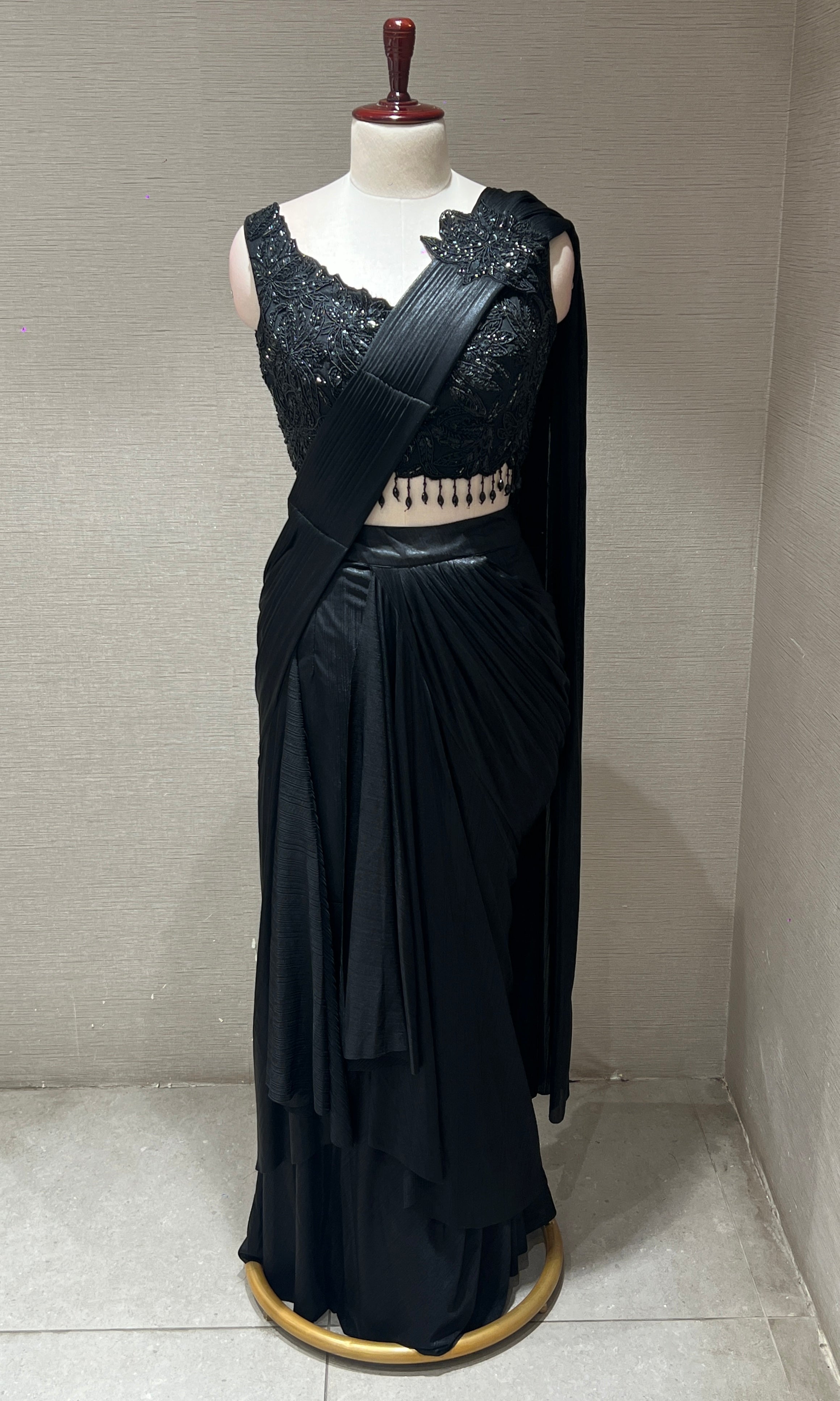 Black one minute saree