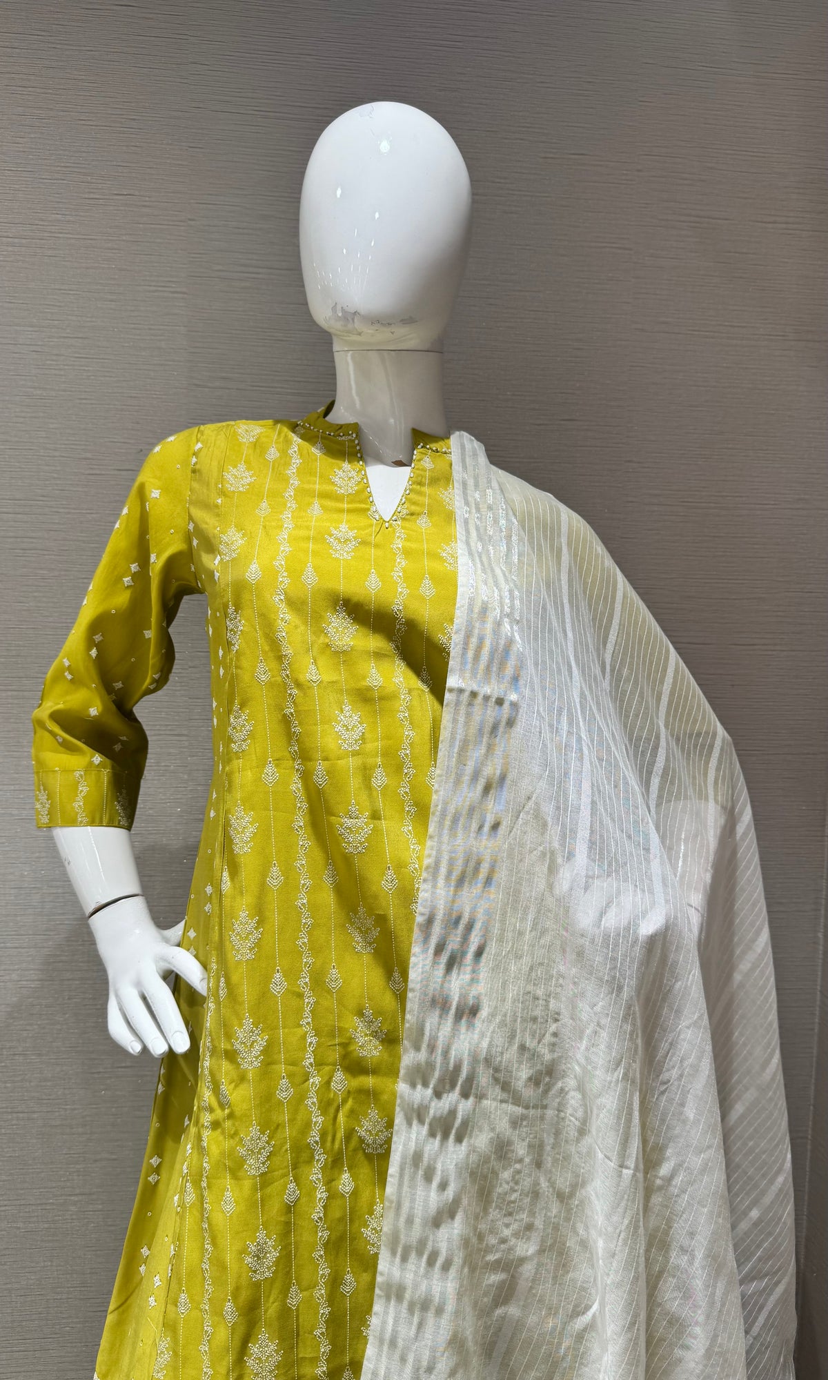 Green cotton Printed Kurta Set with Contrast dupatta