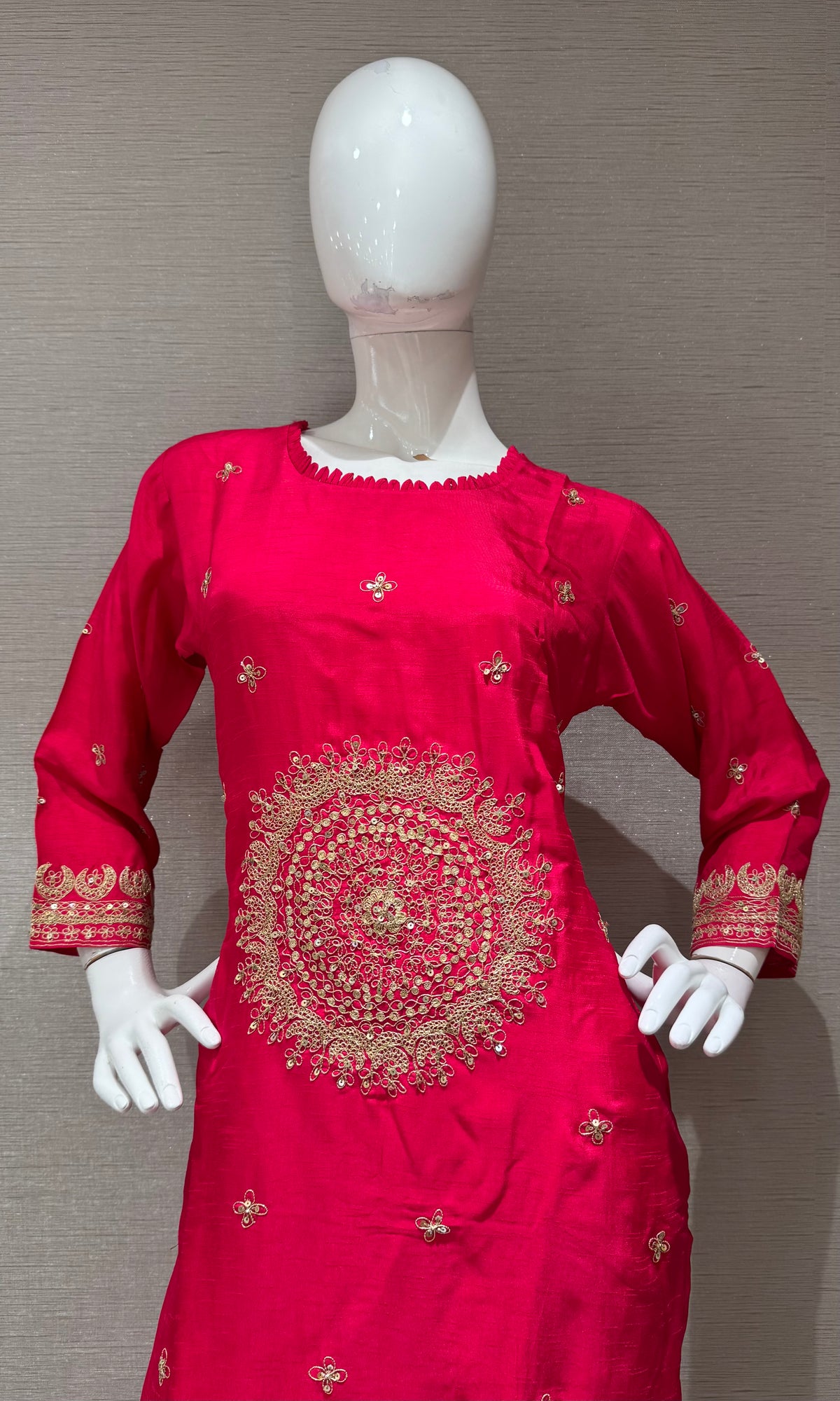 RANI Mul Chanderi Kurta Set with Striped Dupatta
