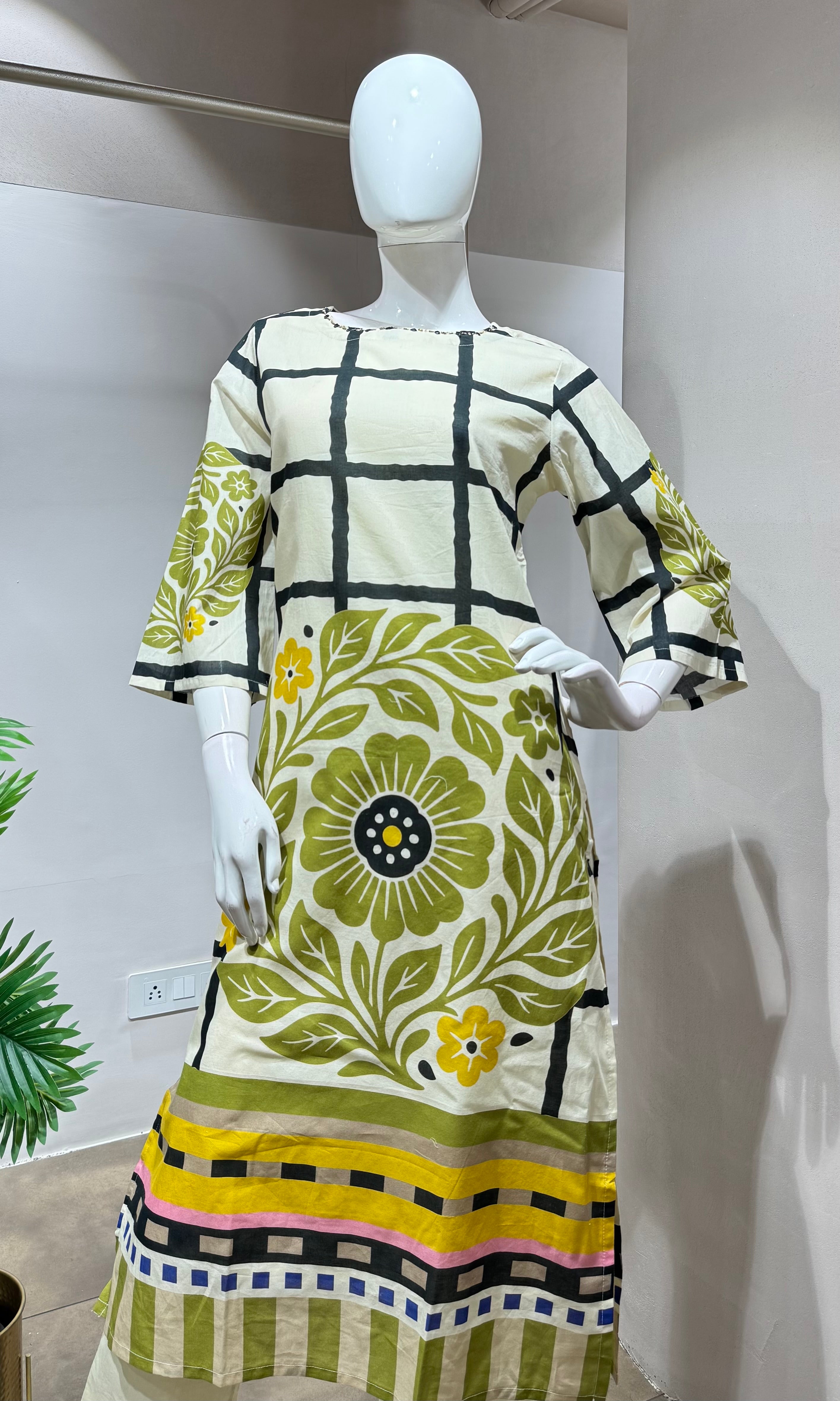 Green digital pattern kurti with pants