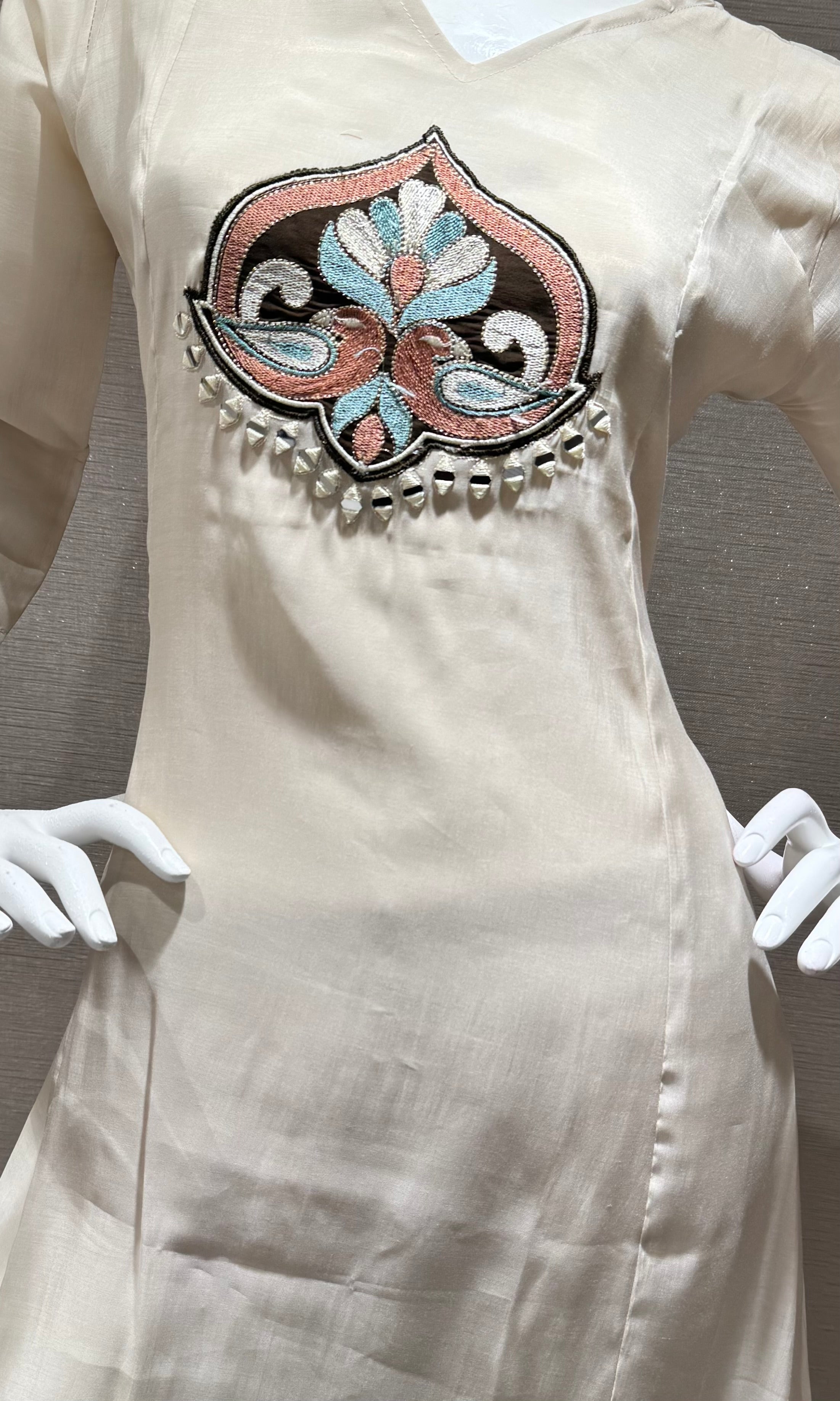 Cream Kurta Set with Ethnic Dupatta