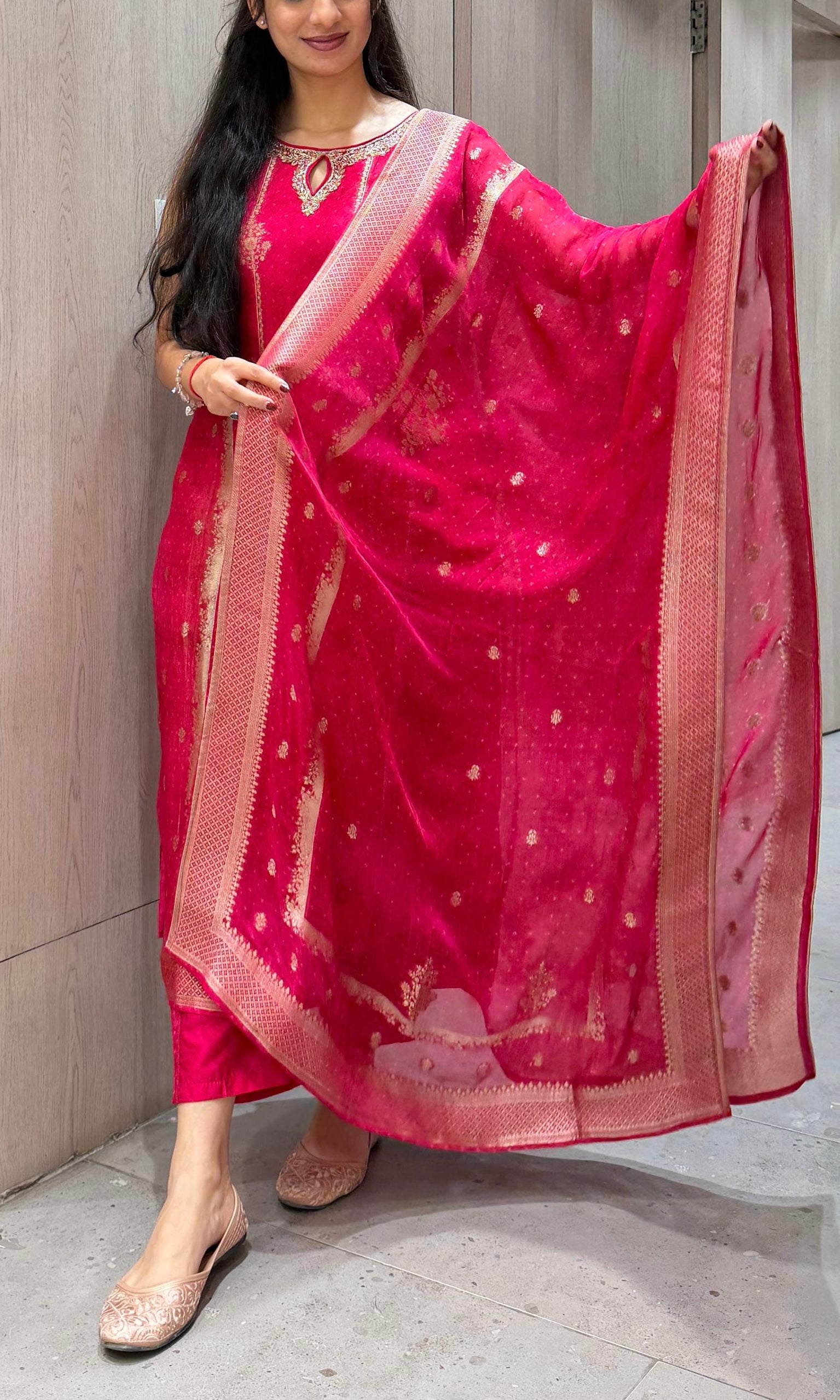 Rani pink GOLDEN ETHINC kurta set