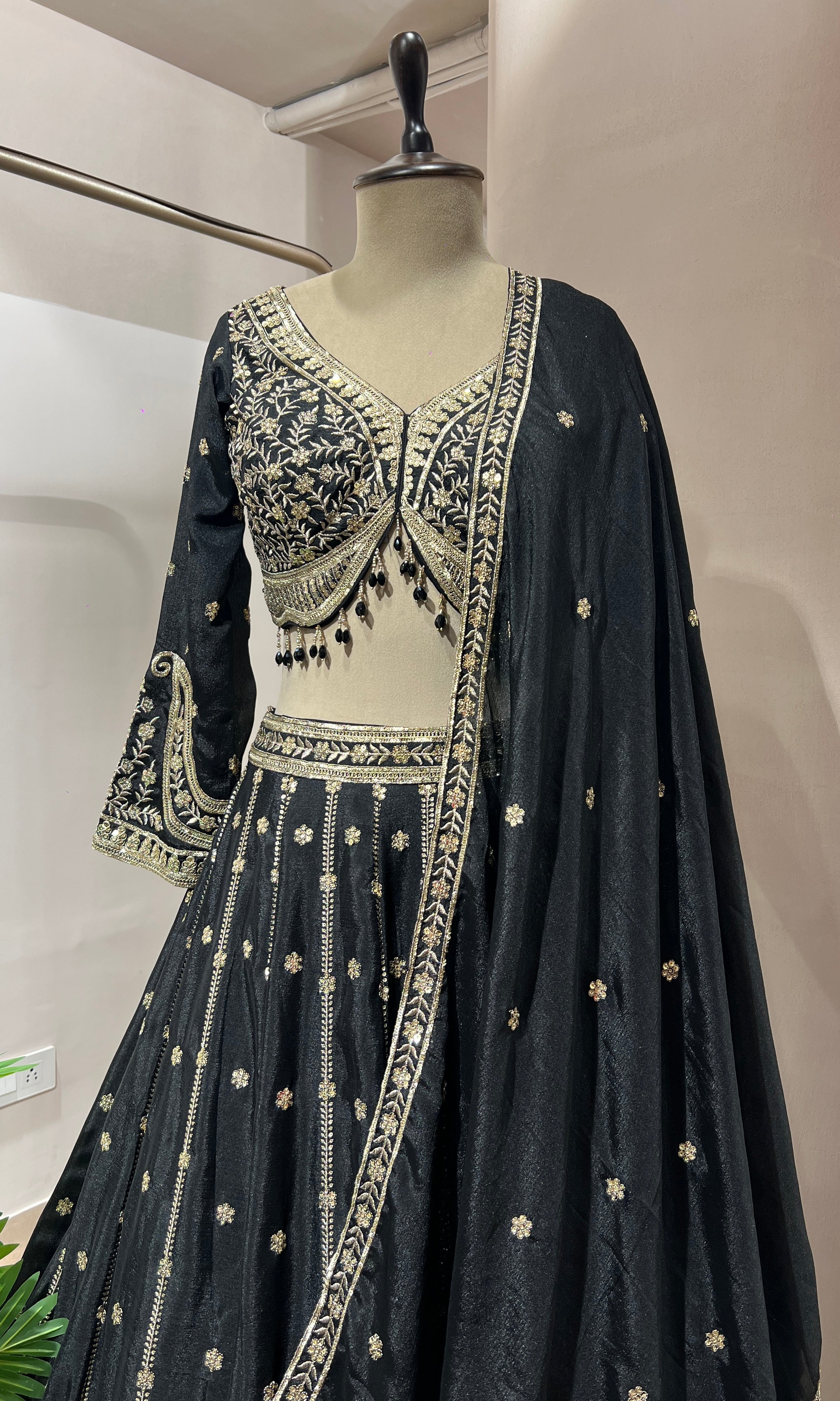 BLACK GOLDEN ETHINC LEHENGA